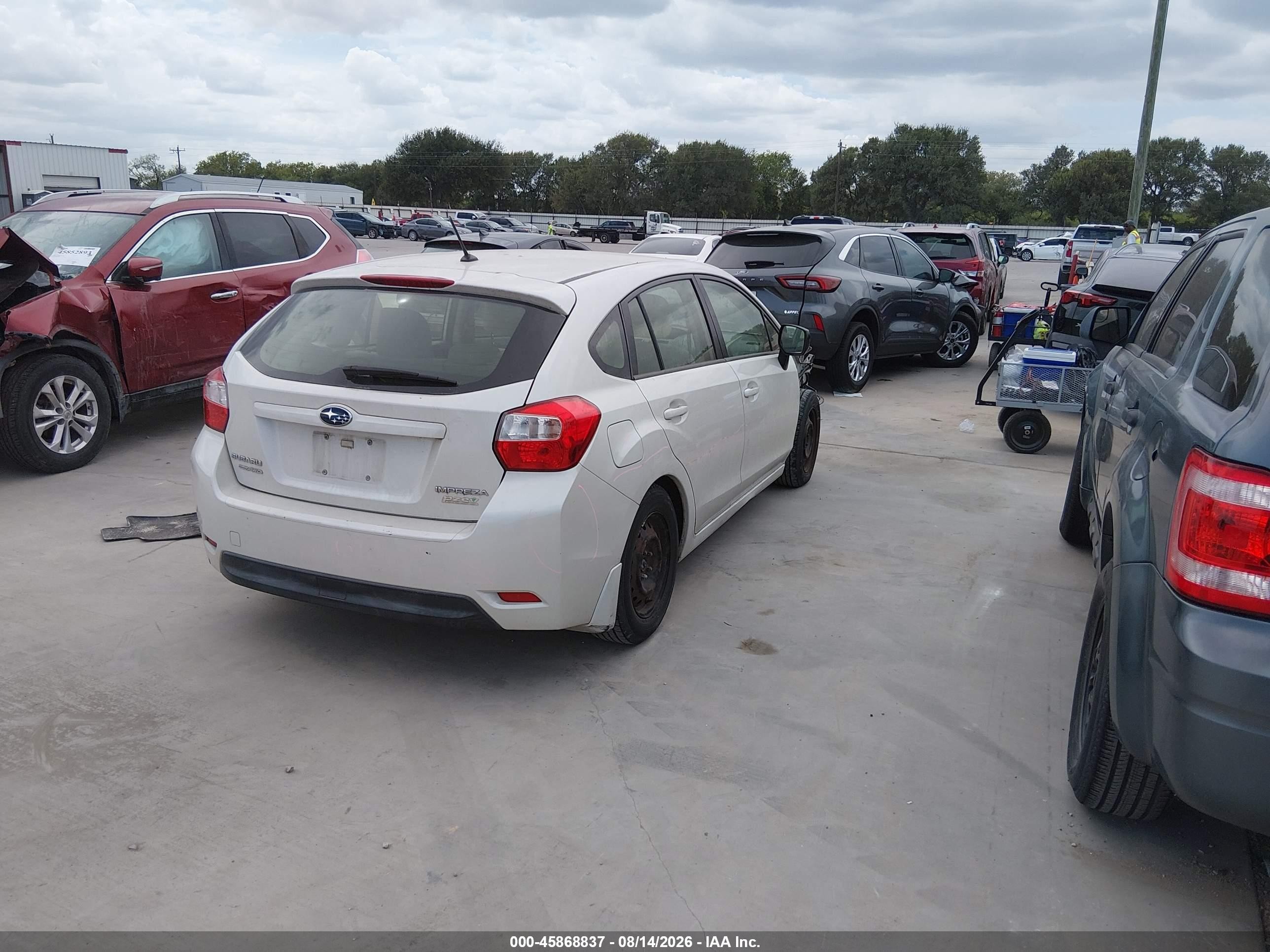 2014 Subaru Impreza 2.0i Белый vin: JF1GPAA62E8282580