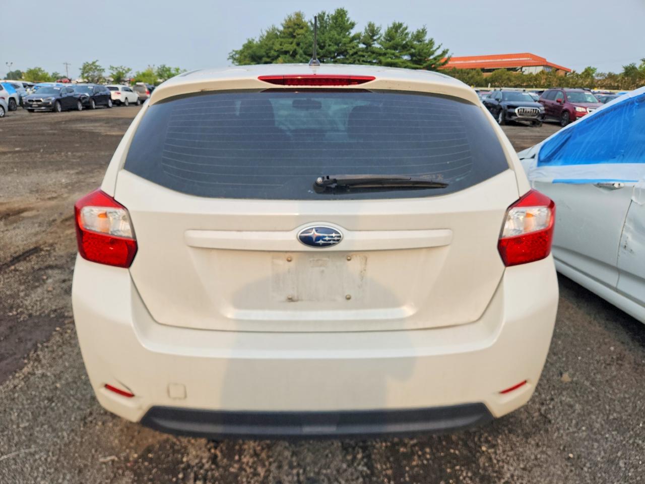 2013 Subaru Impreza White vin: JF1GPAA63DG201901