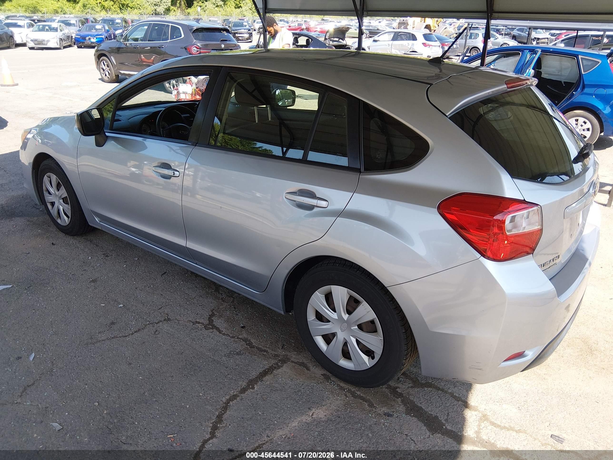 2012 Subaru Impreza 2.0i Silver vin: JF1GPAA64CH234737
