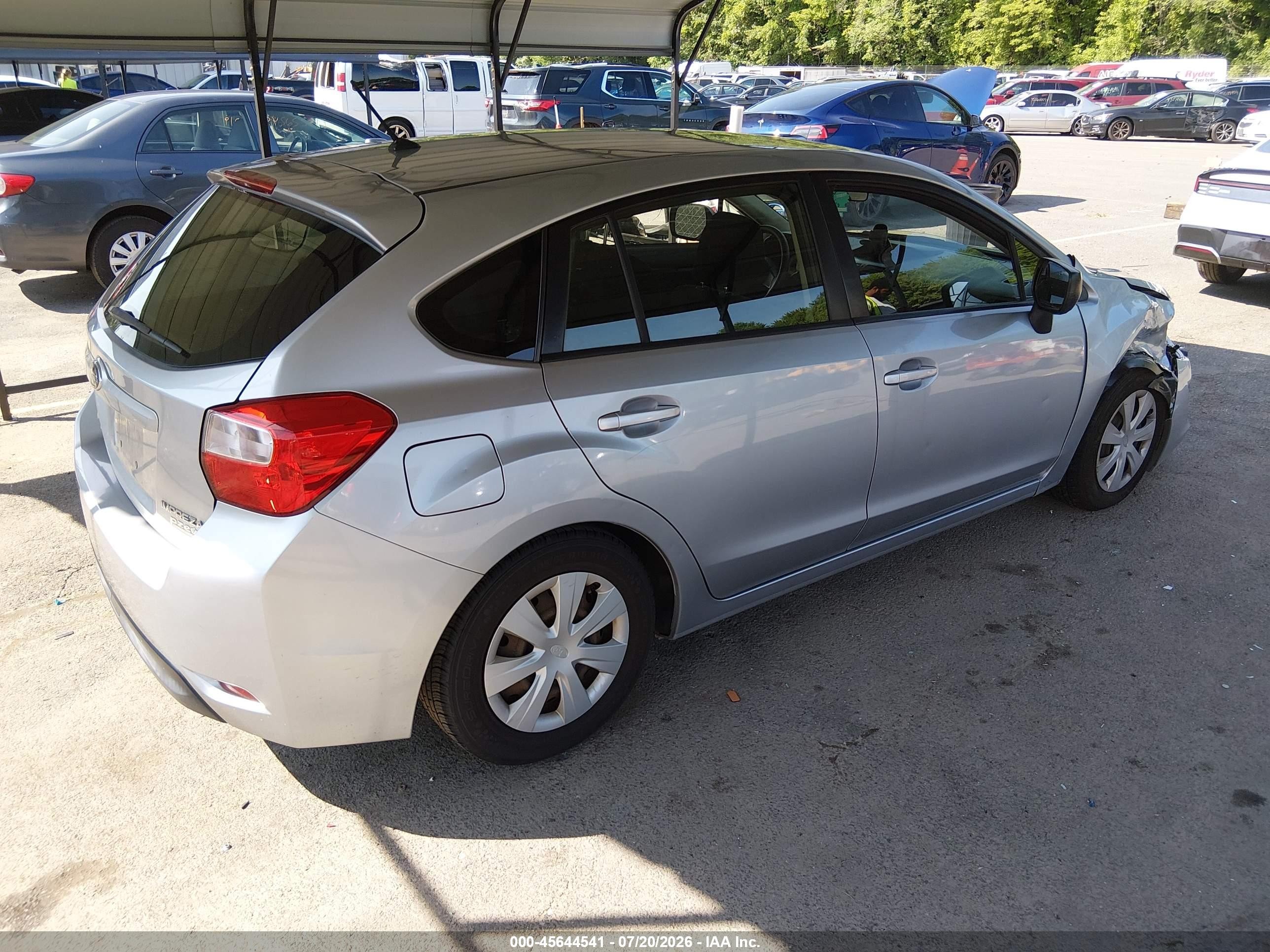 2012 Subaru Impreza 2.0i Silver vin: JF1GPAA64CH234737