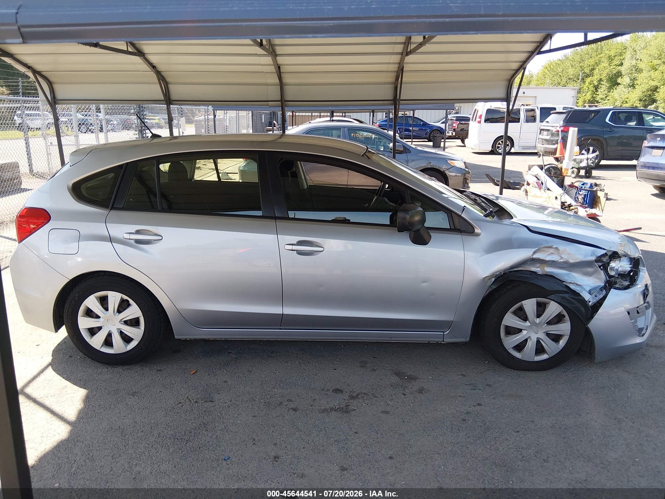 2012 Subaru Impreza 2.0i Silver vin: JF1GPAA64CH234737