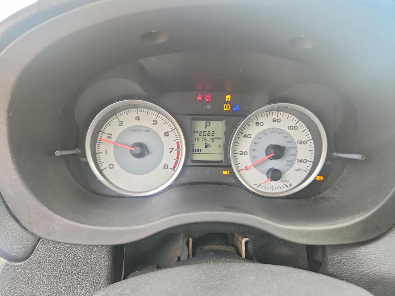 2013 Subaru Impreza Silver vin: JF1GPAA64D2841323