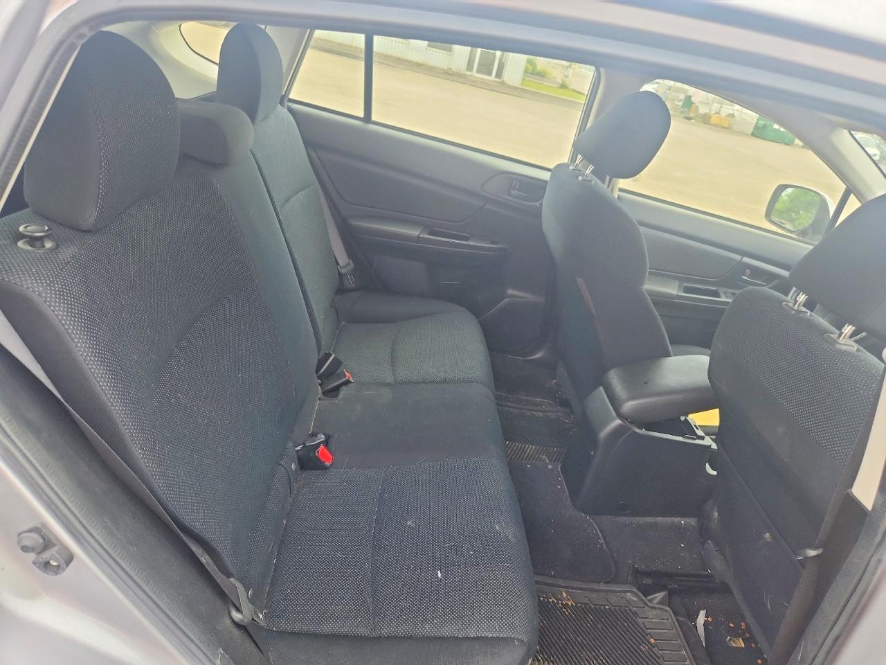 2013 Subaru Impreza Silver vin: JF1GPAA64DH208656