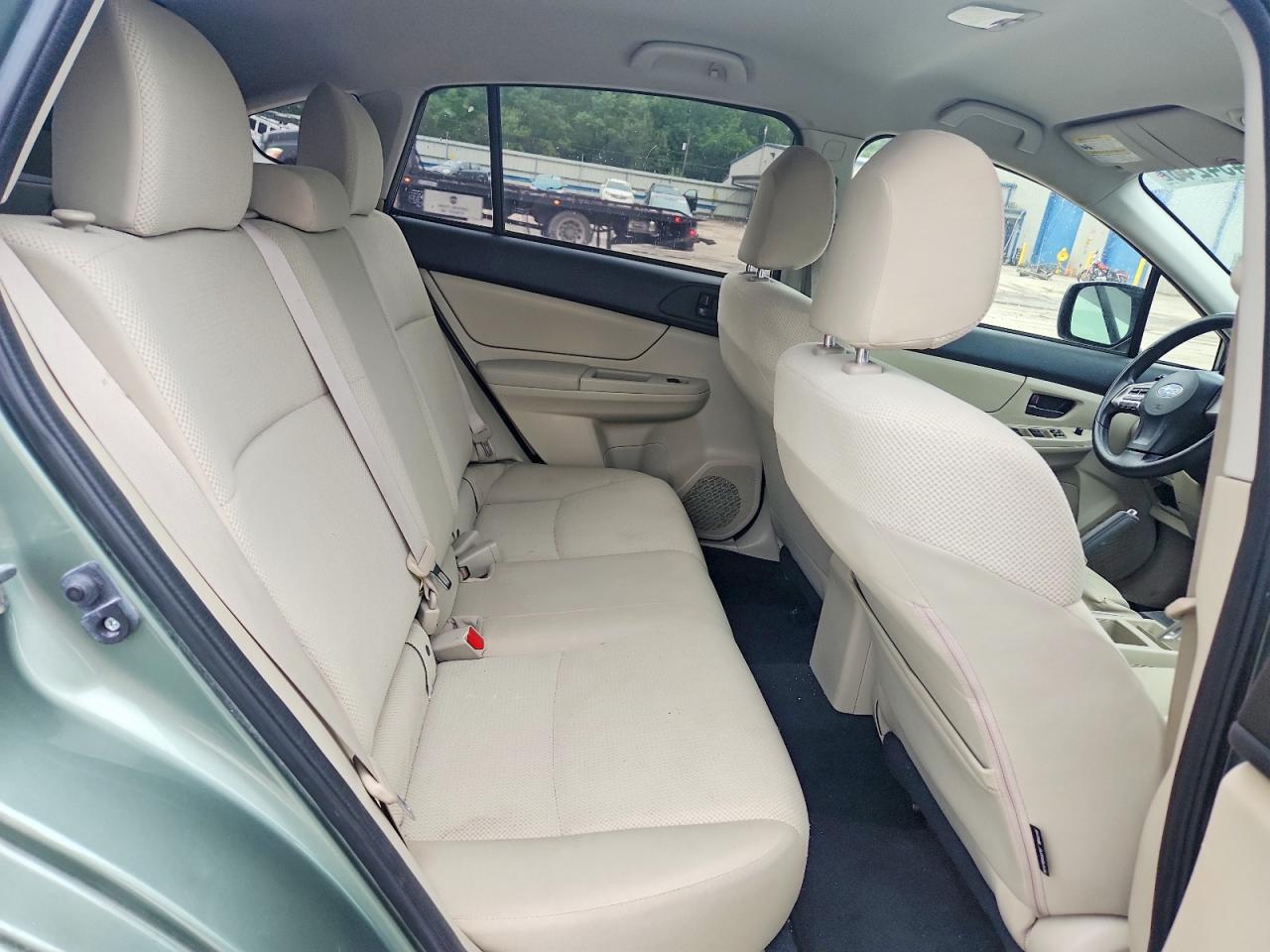 2014 Subaru Impreza Зеленый vin: JF1GPAA64E8252383