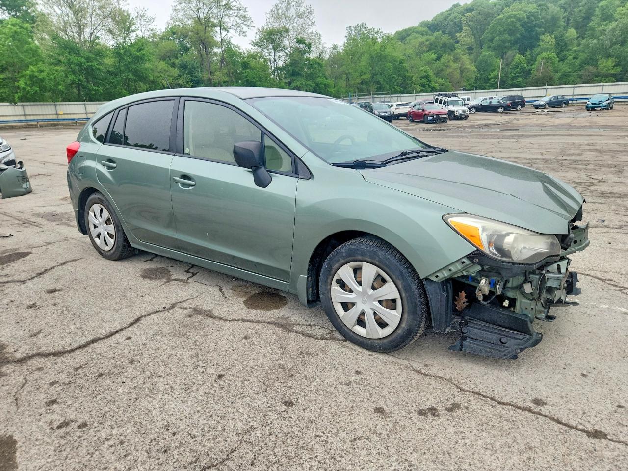2014 Subaru Impreza Зеленый vin: JF1GPAA64E8252383