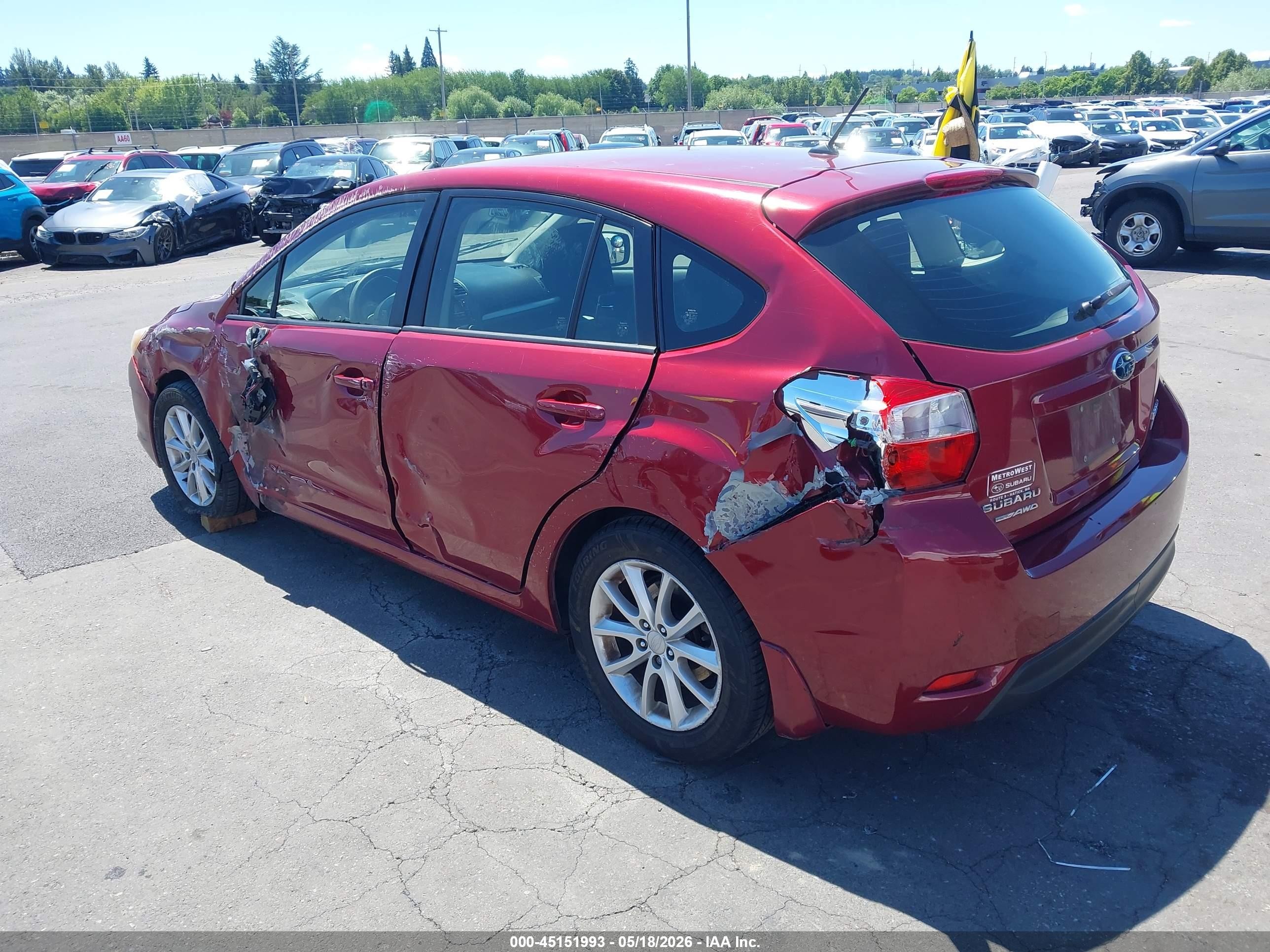 2014 Subaru Impreza 2.0i Red vin: JF1GPAA64E8303607
