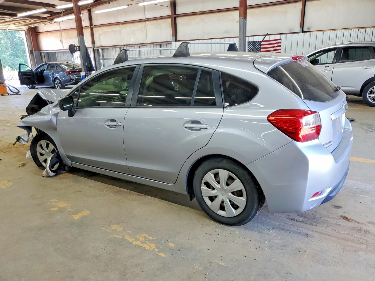2015 Subaru Impreza Silver vin: JF1GPAA64F8326497