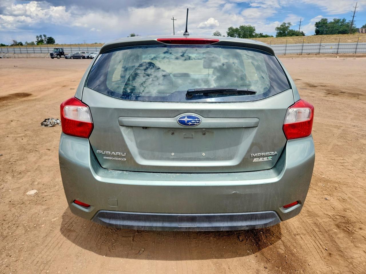 2015 Subaru Impreza Green vin: JF1GPAA64FH243801