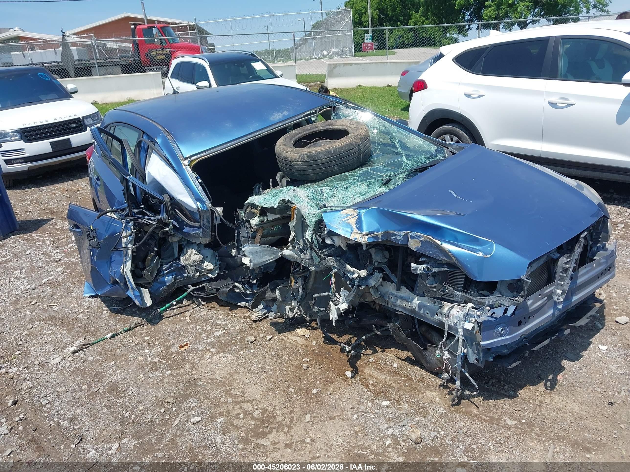 2016 Subaru Impreza 2.0i Blue vin: JF1GPAA64G8220777