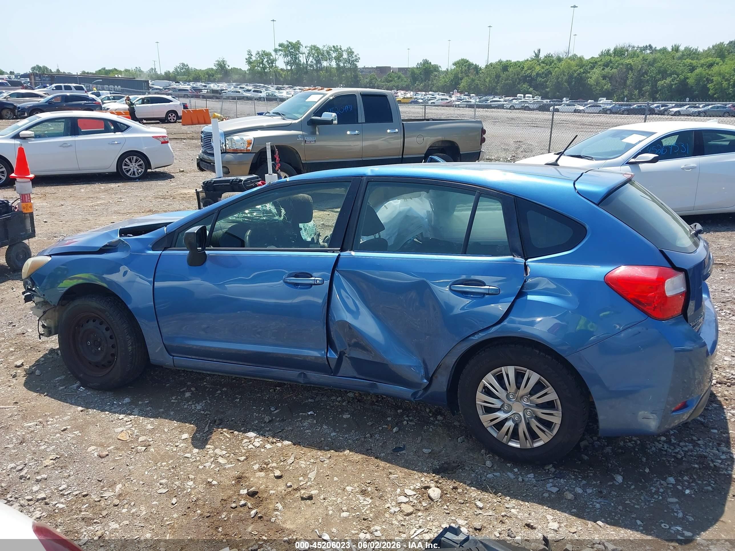 2016 Subaru Impreza 2.0i Blue vin: JF1GPAA64G8220777
