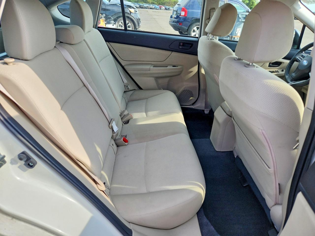 2014 Subaru Impreza White vin: JF1GPAA65E8260198