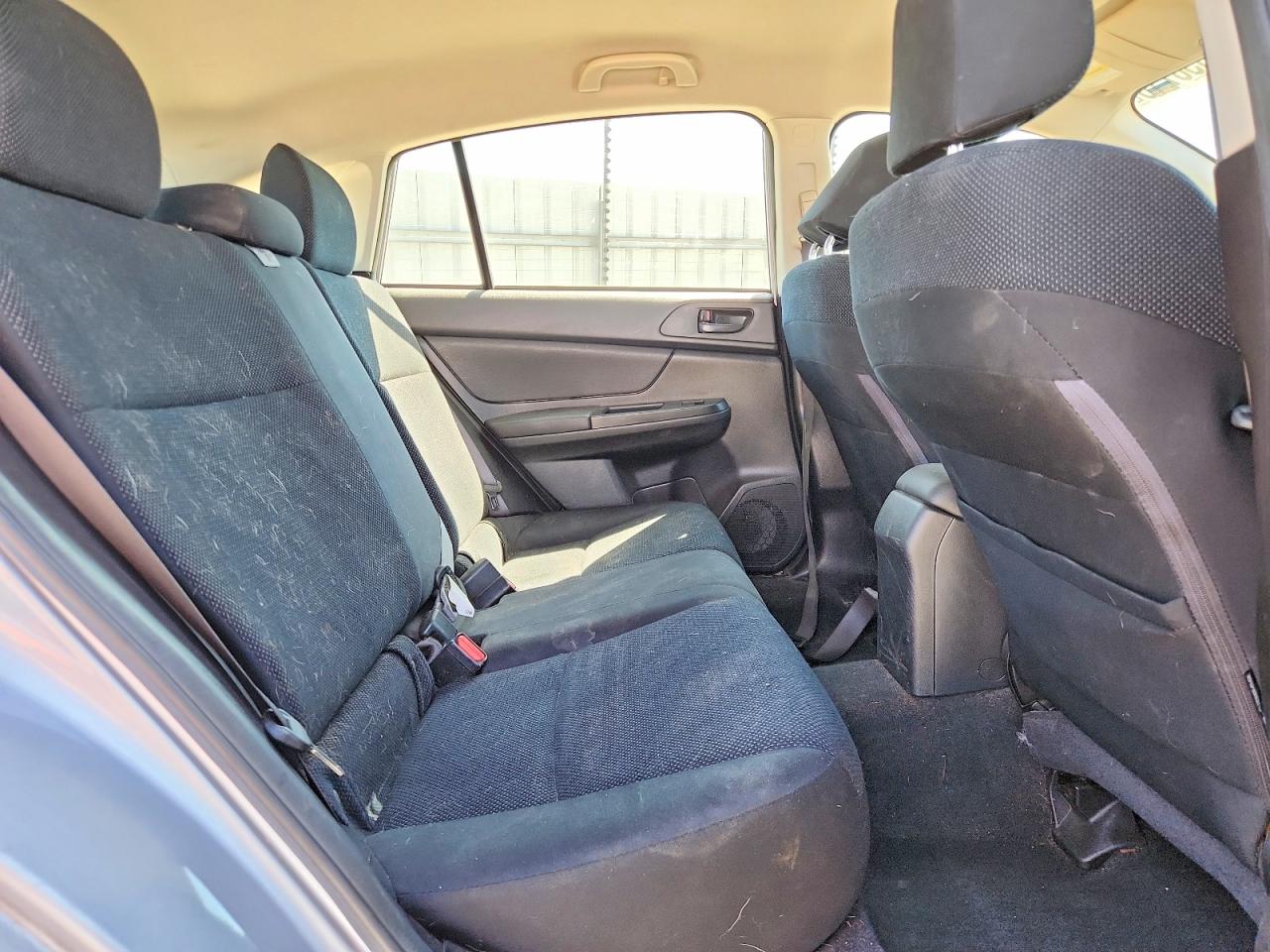 2014 Subaru Impreza Silver vin: JF1GPAA65E8290995