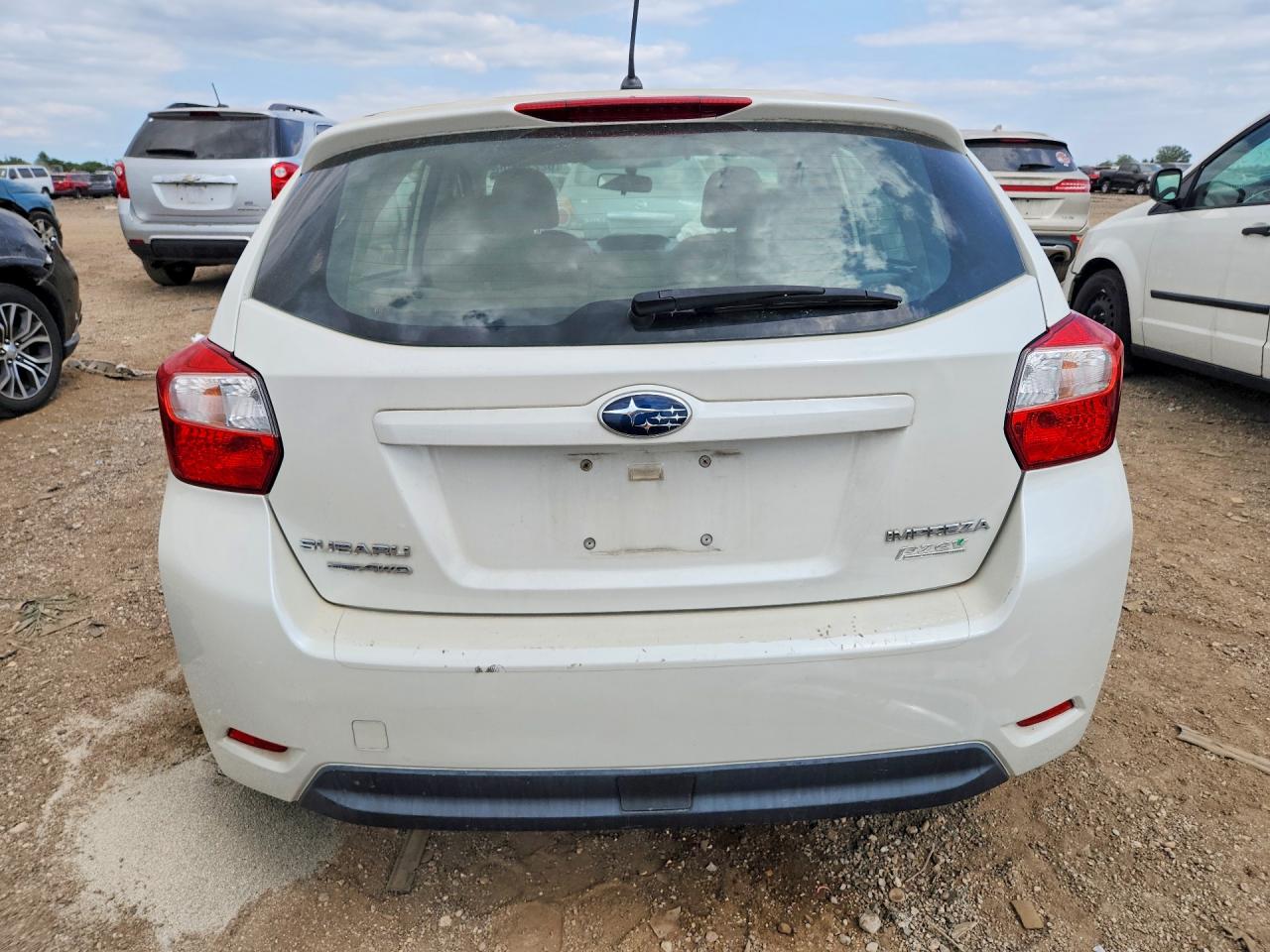 2014 Subaru Impreza White vin: JF1GPAA65E8309450