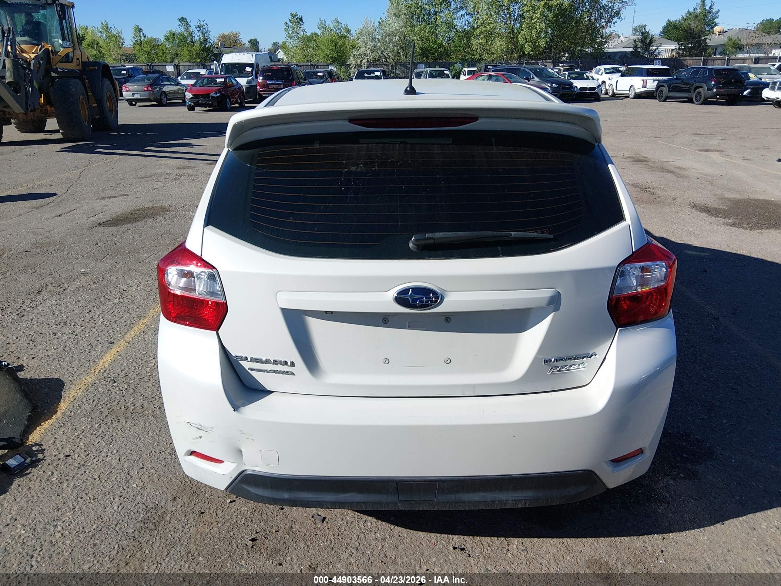2015 Subaru Impreza 2.0i White vin: JF1GPAA65F9252498