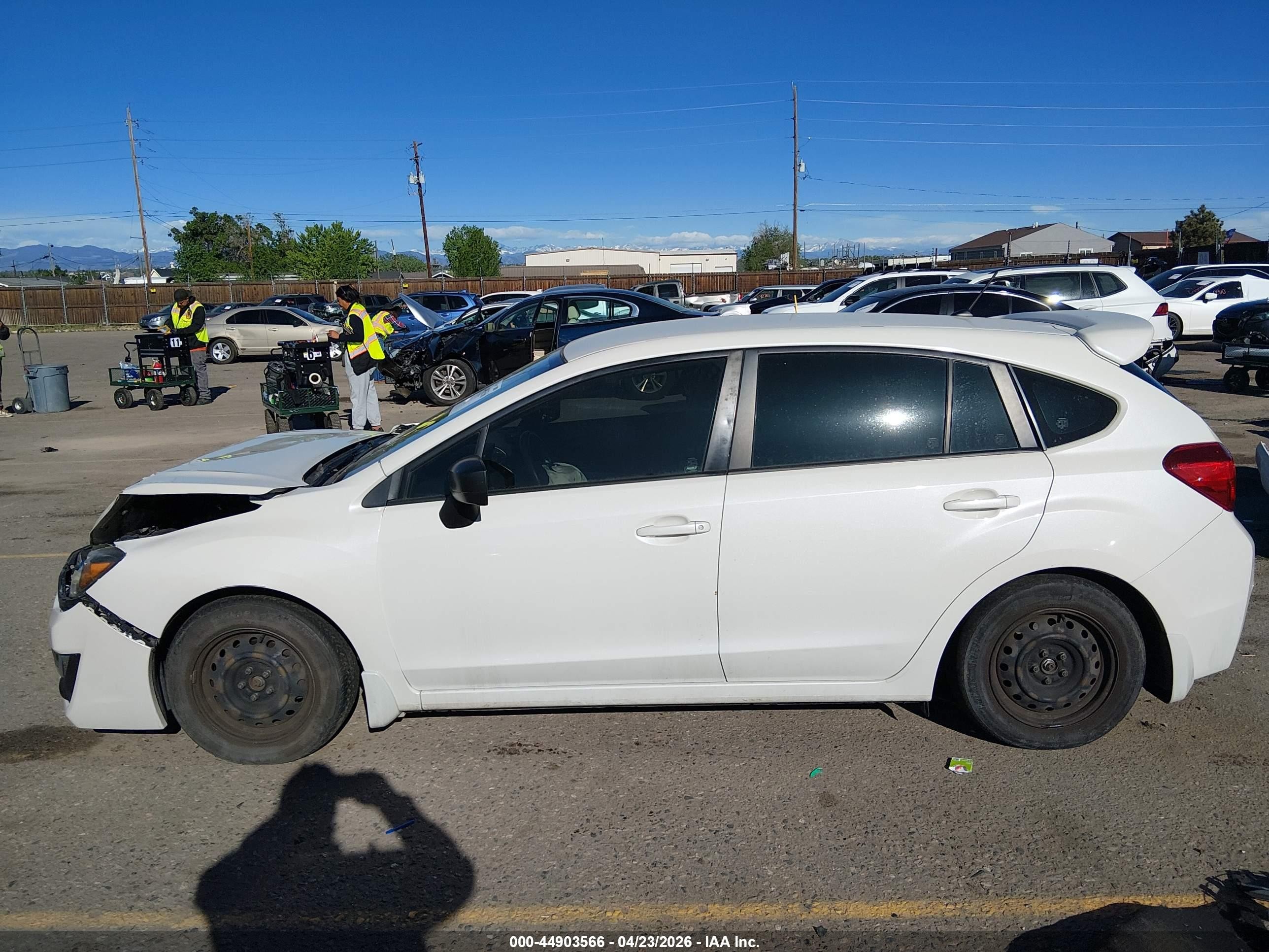 2015 Subaru Impreza 2.0i White vin: JF1GPAA65F9252498