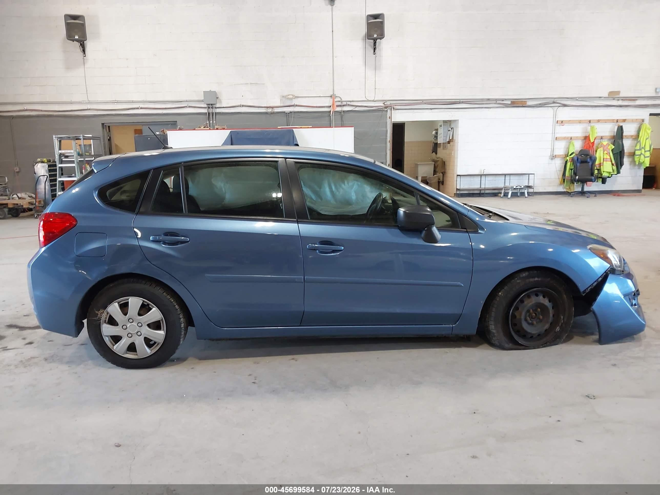 2015 Subaru Impreza 2.0i Синий vin: JF1GPAA65FH260302