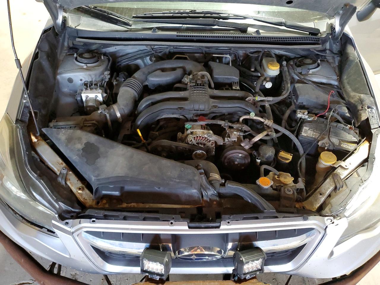 2013 Subaru Impreza Silver vin: JF1GPAA66D1876712