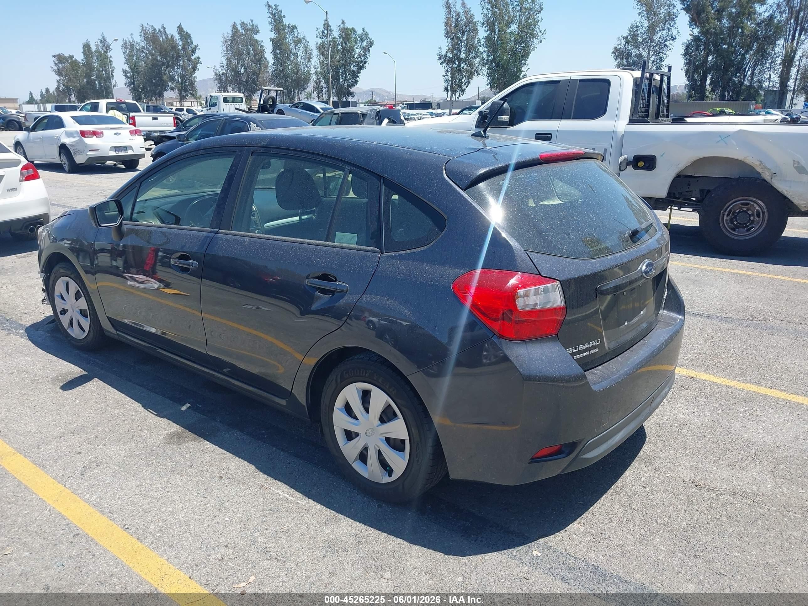 2015 Subaru Impreza 2.0i Серый vin: JF1GPAA66F8328574