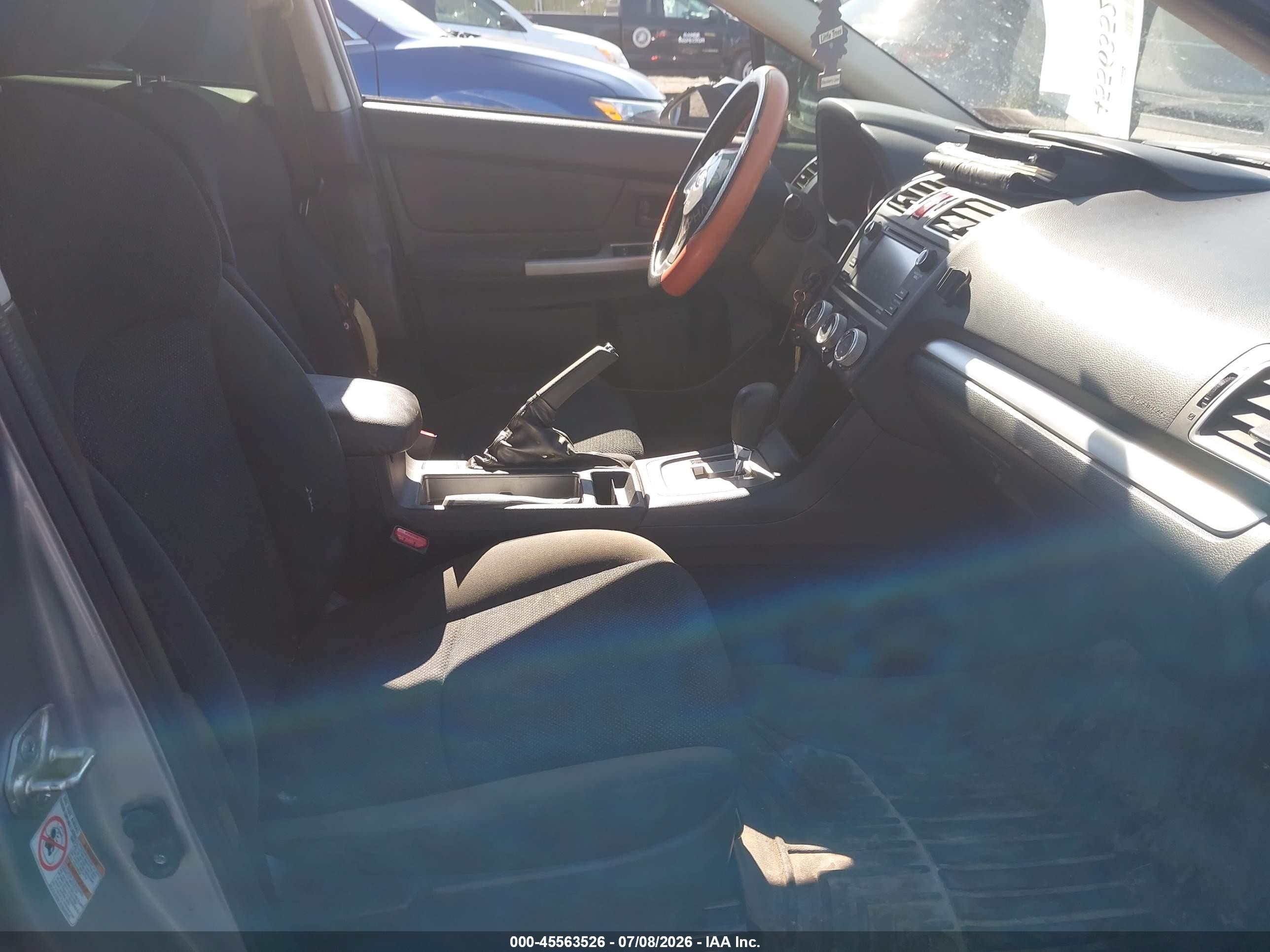 2015 Subaru Impreza 2.0i Silver vin: JF1GPAA66FH206605