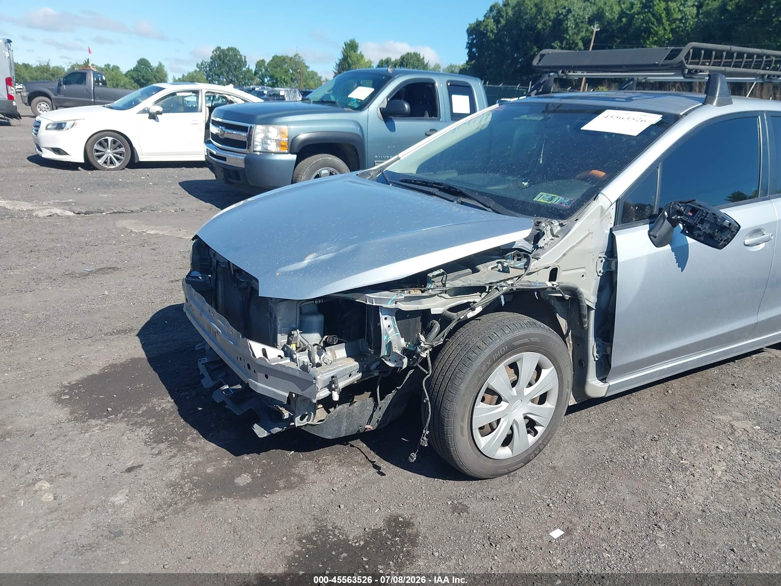 2015 Subaru Impreza 2.0i Silver vin: JF1GPAA66FH206605