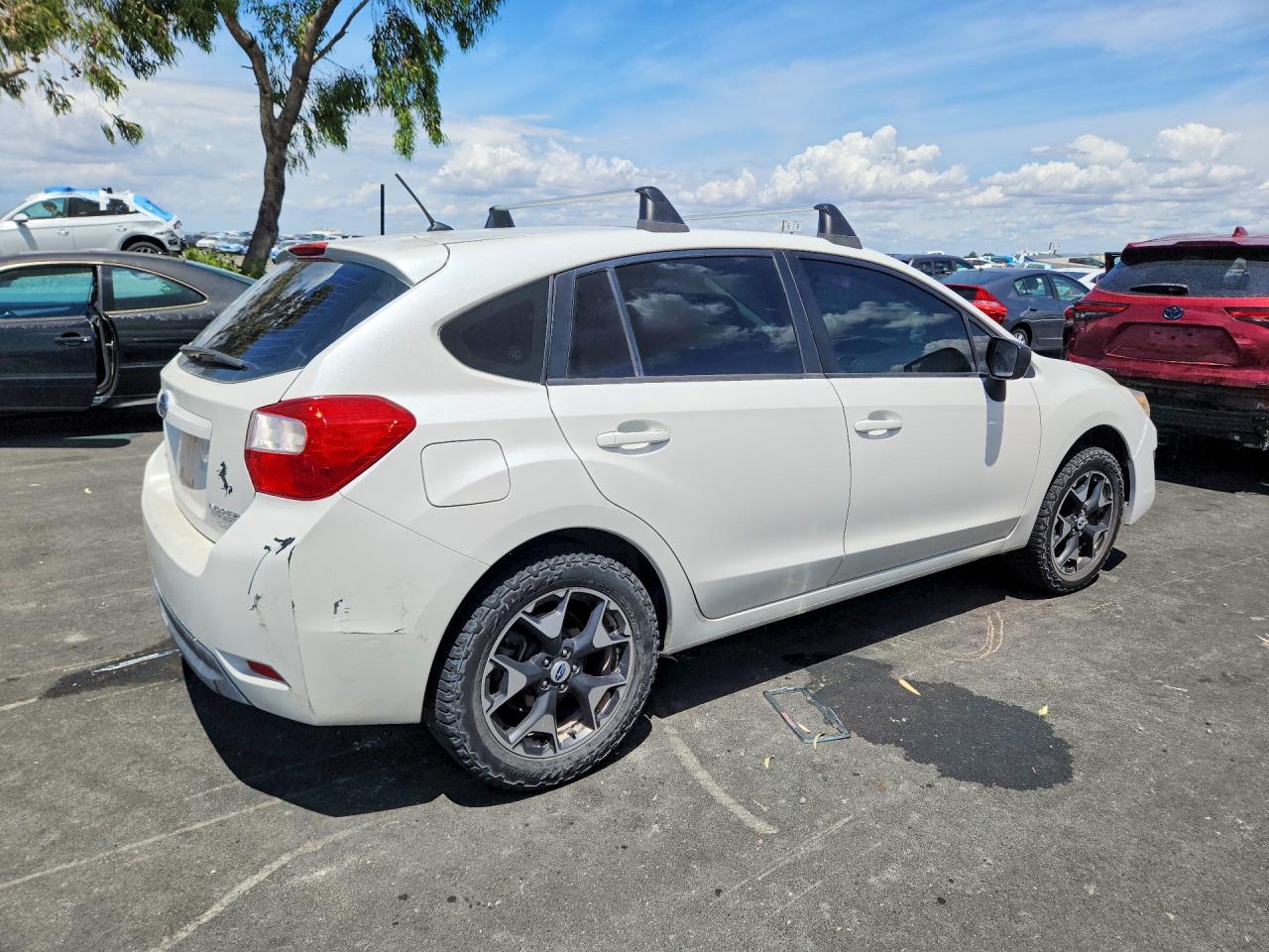 2015 Subaru Impreza White vin: JF1GPAA66FH265783