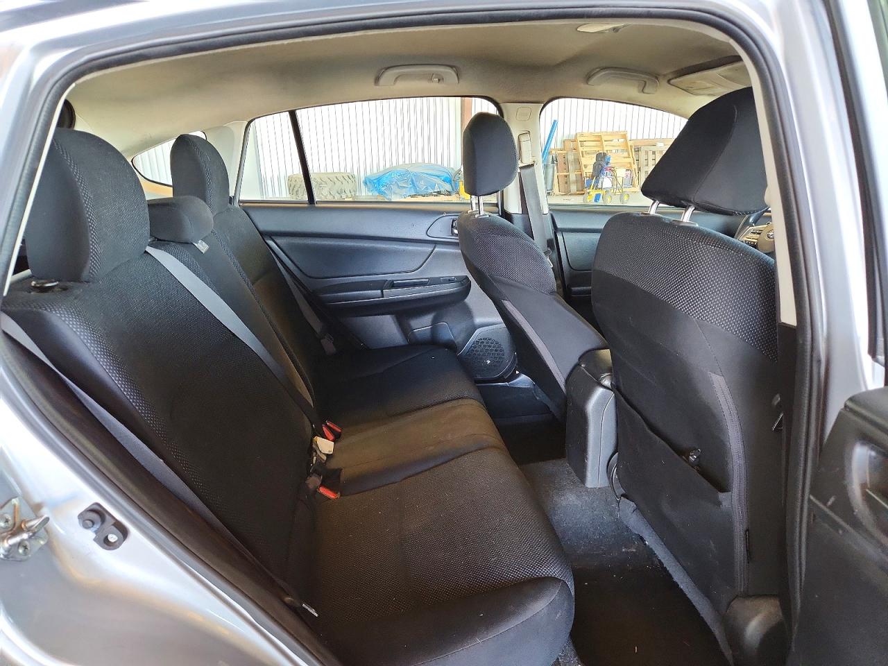2014 Subaru Impreza Silver vin: JF1GPAA67E8303648
