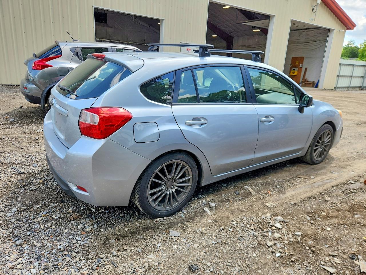 2014 Subaru Impreza Silver vin: JF1GPAA67EG223871