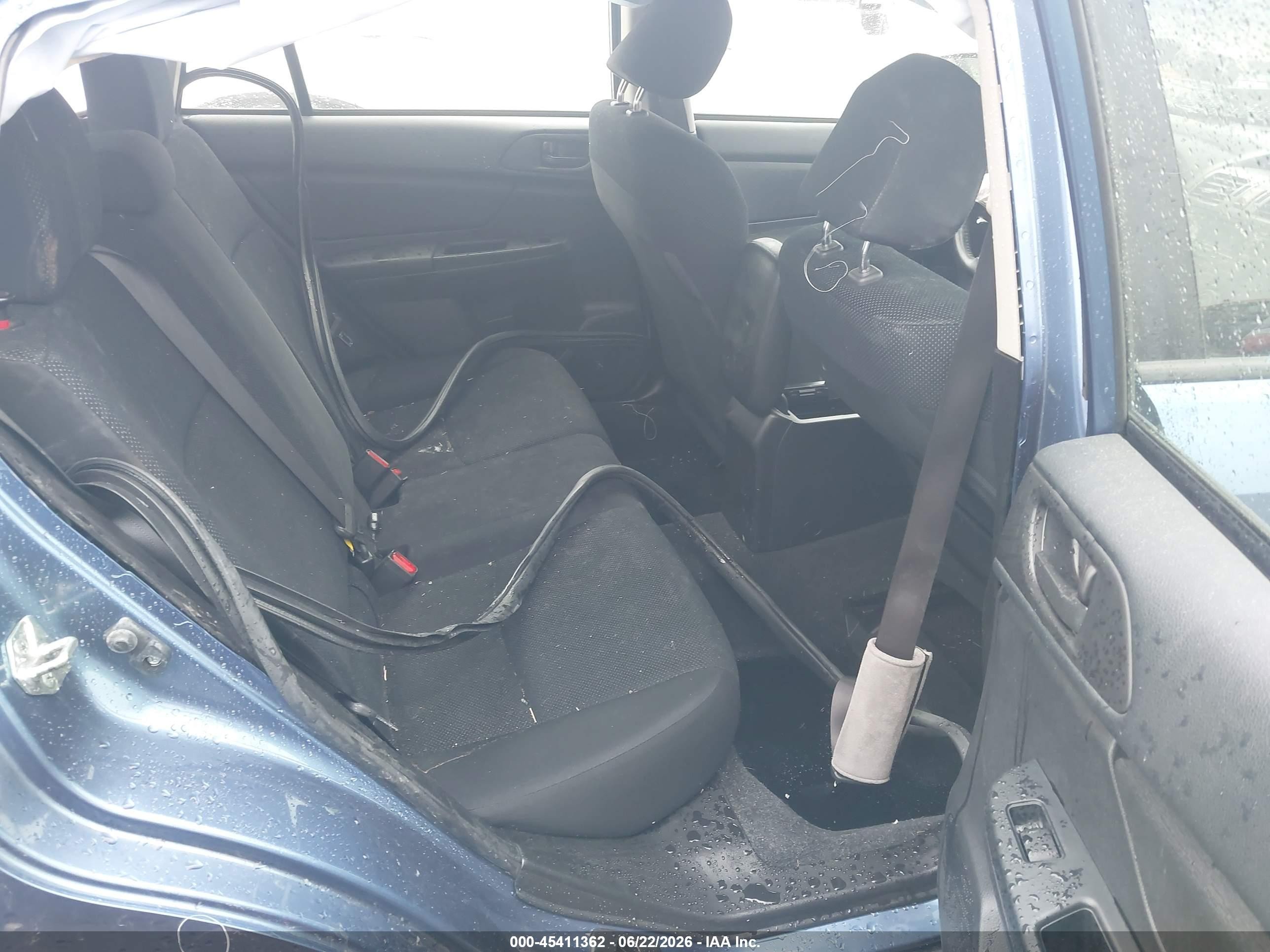 2014 Subaru Impreza 2.0i Blue vin: JF1GPAA67EH338772