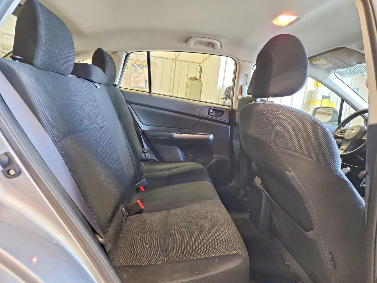 2015 Subaru Impreza Silver vin: JF1GPAA67F9315049