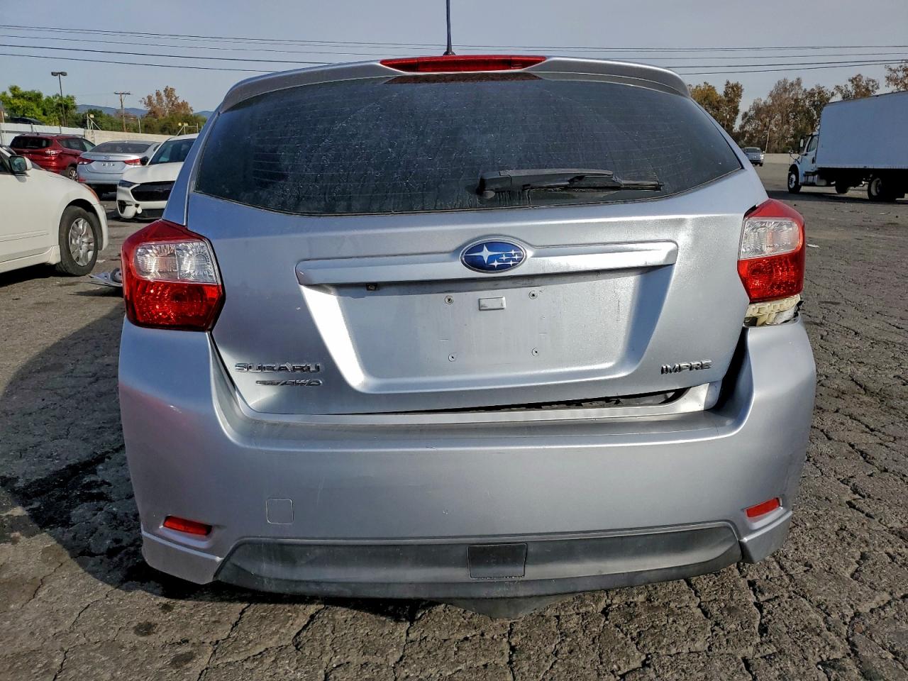 2015 Subaru Impreza Silver vin: JF1GPAA67F9321112