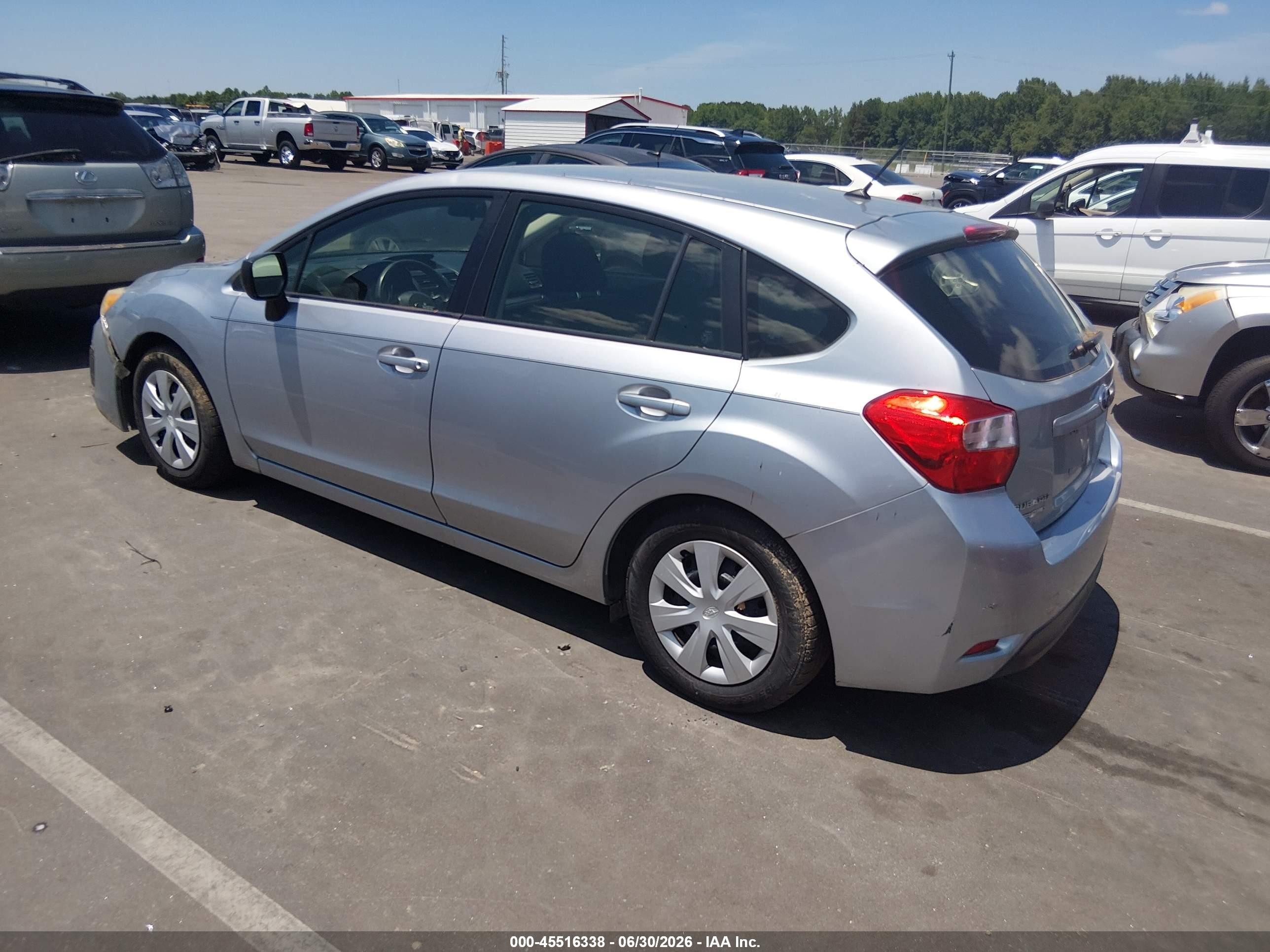 2013 Subaru Impreza 2.0i Silver vin: JF1GPAA68D2216200