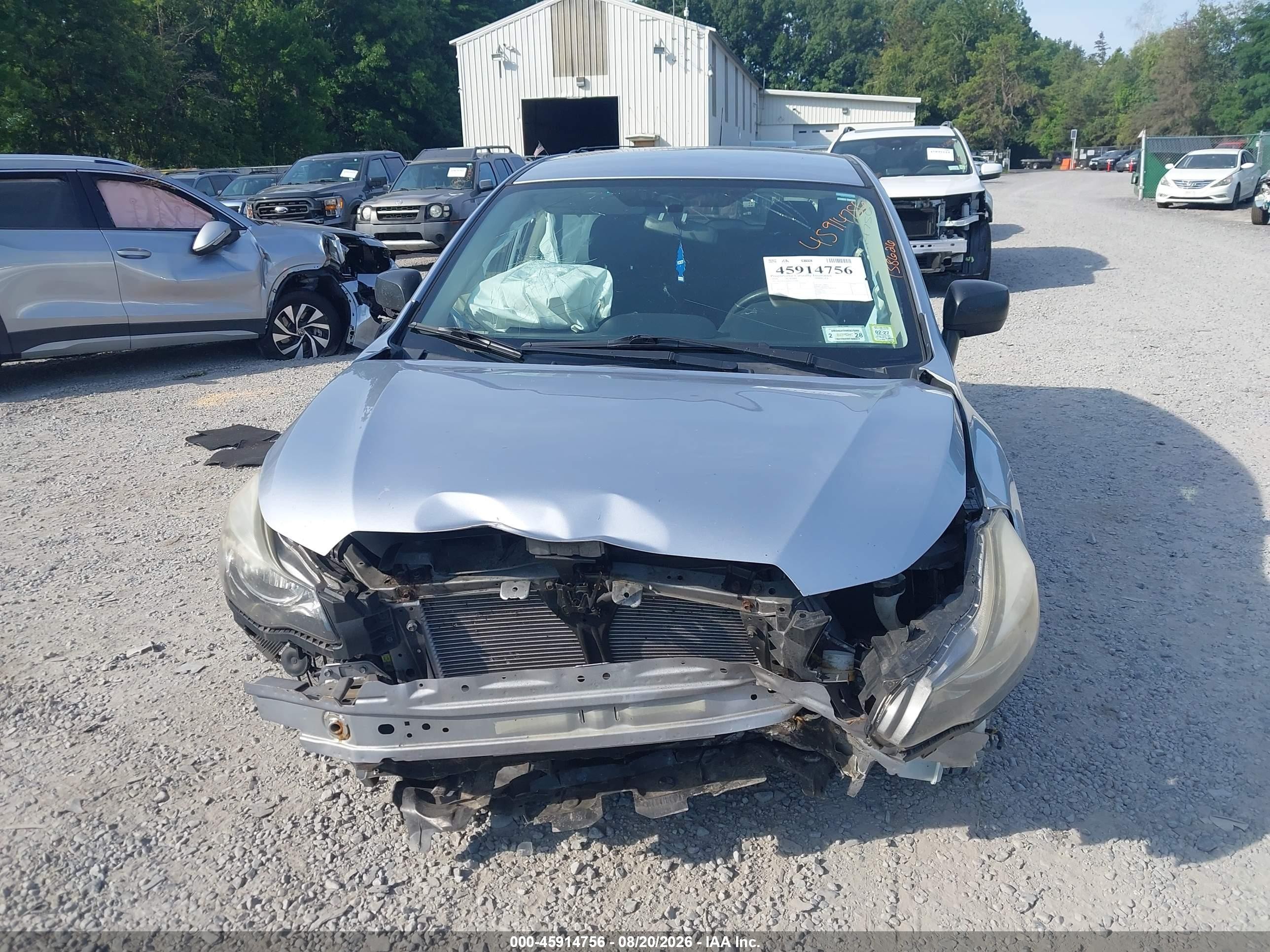 2014 Subaru Impreza 2.0i Silver vin: JF1GPAA68E8312388