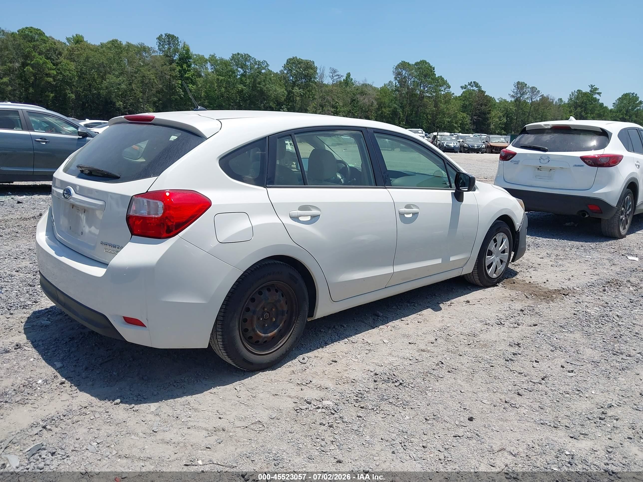2015 Subaru Impreza 2.0i White vin: JF1GPAA68FH325627