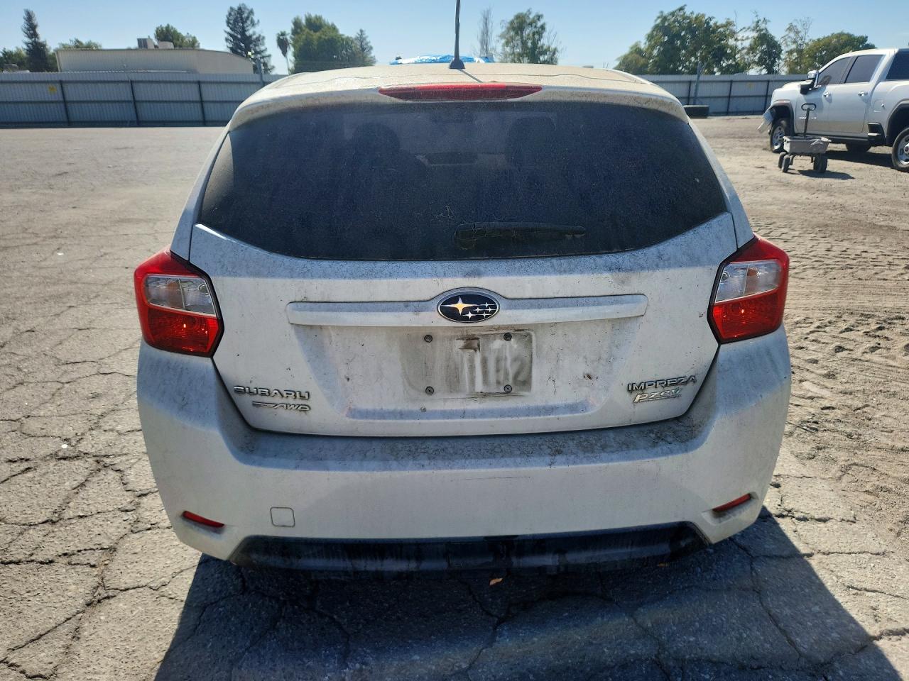 2014 Subaru Impreza White vin: JF1GPAA69E8278316