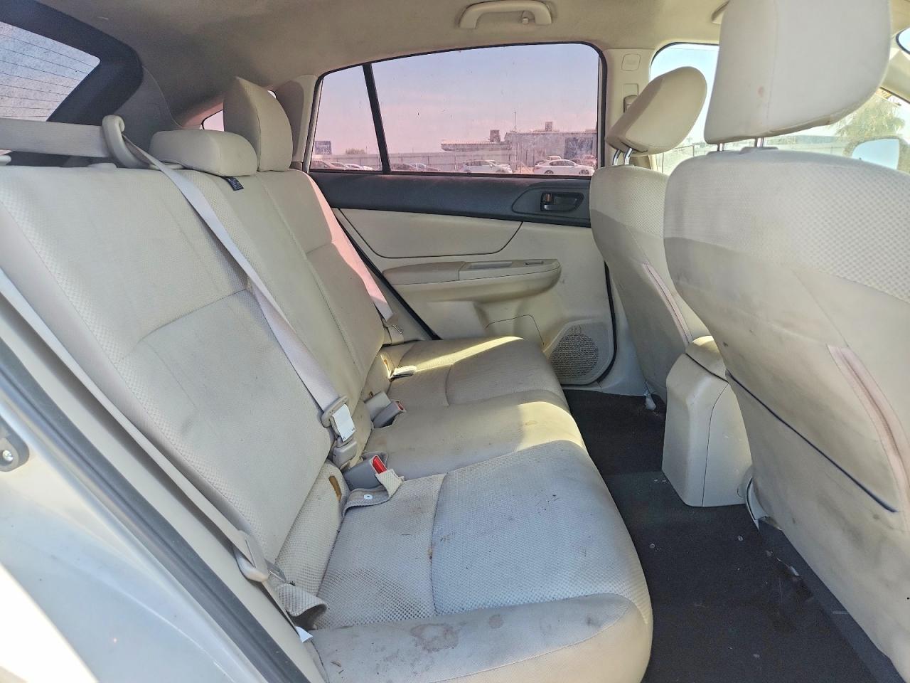 2014 Subaru Impreza White vin: JF1GPAA69E8278316