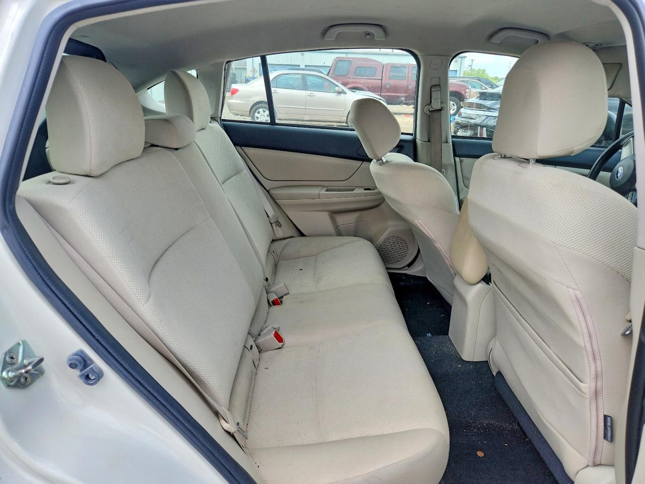 2014 Subaru Impreza White vin: JF1GPAA69E8311332
