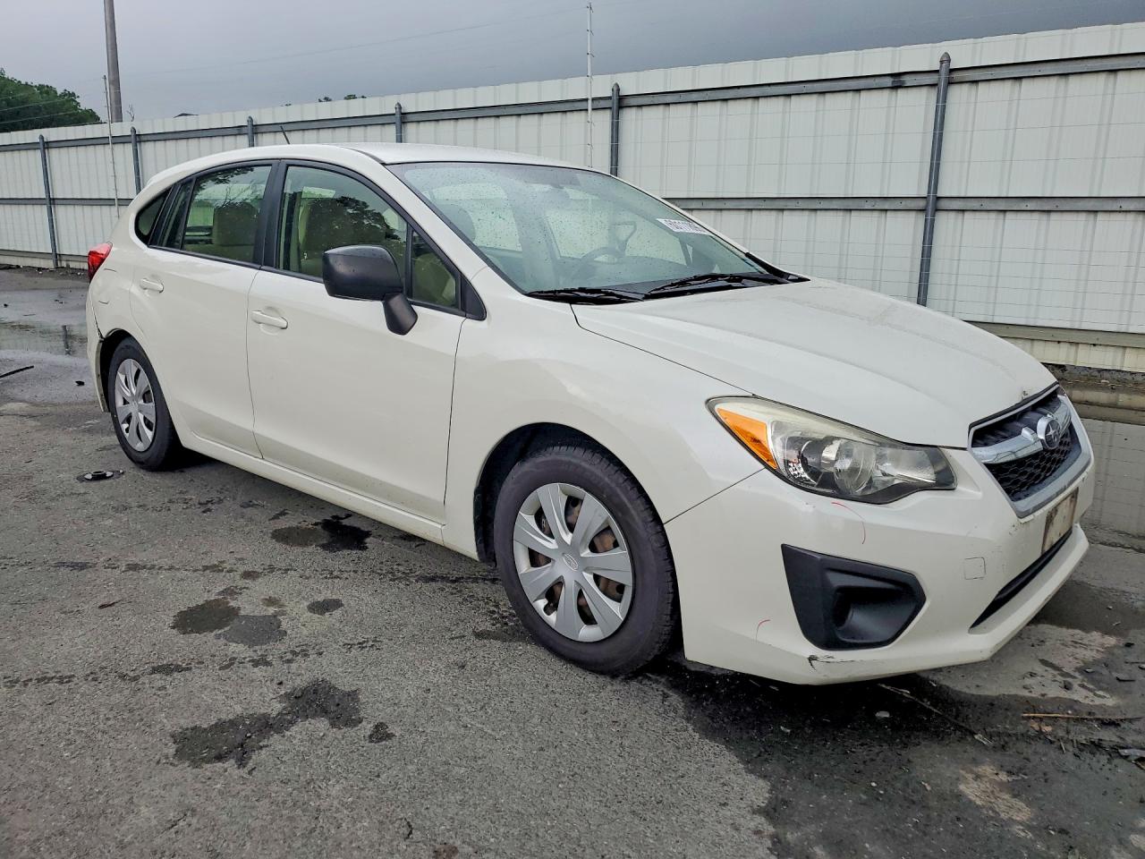 2014 Subaru Impreza White vin: JF1GPAA69E8318099