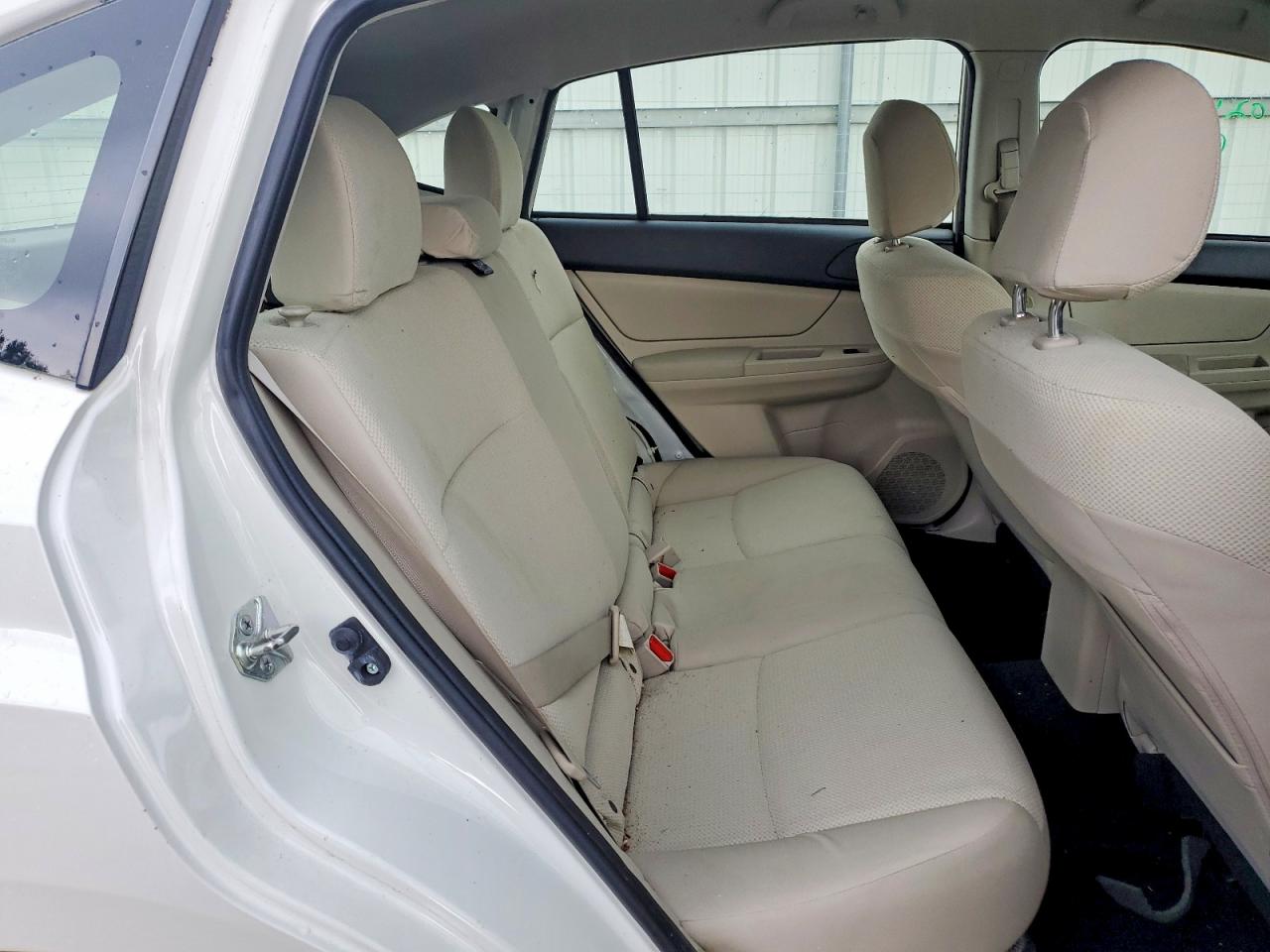2014 Subaru Impreza White vin: JF1GPAA69E8318099