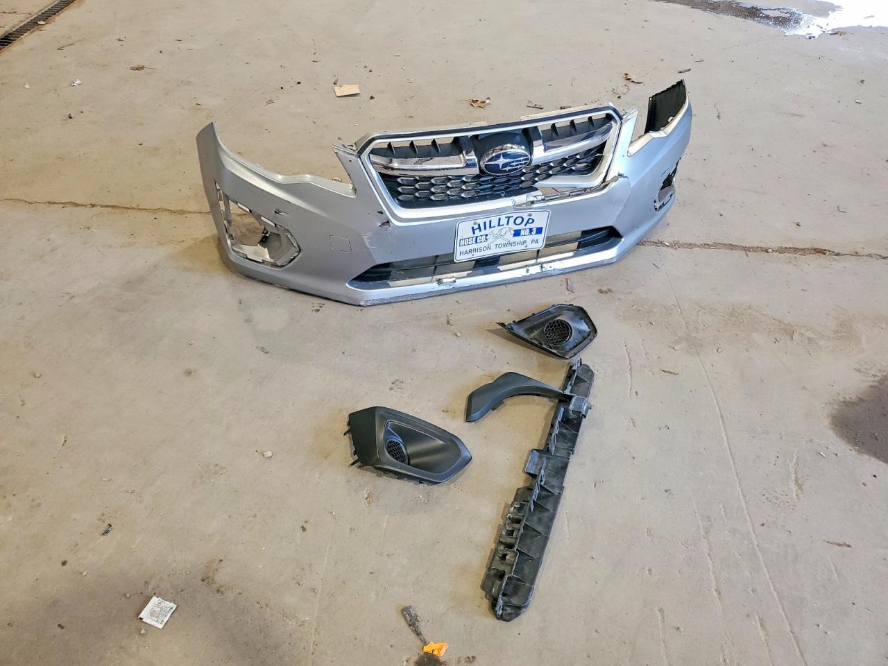 2014 Subaru Impreza Серебряный vin: JF1GPAA69EH223834
