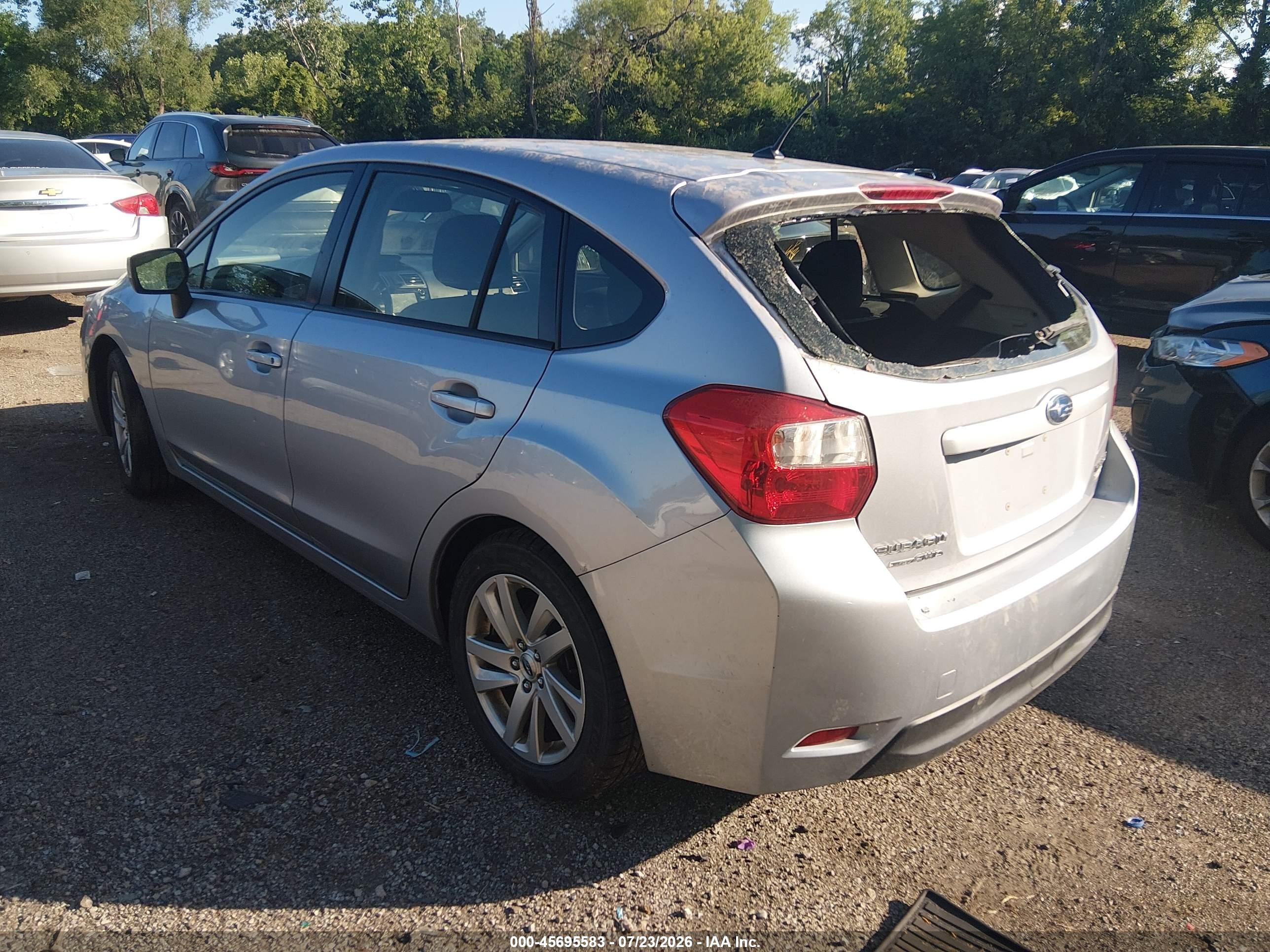 2016 Subaru Impreza 2.0i Premium Silver vin: JF1GPAB62G8272018