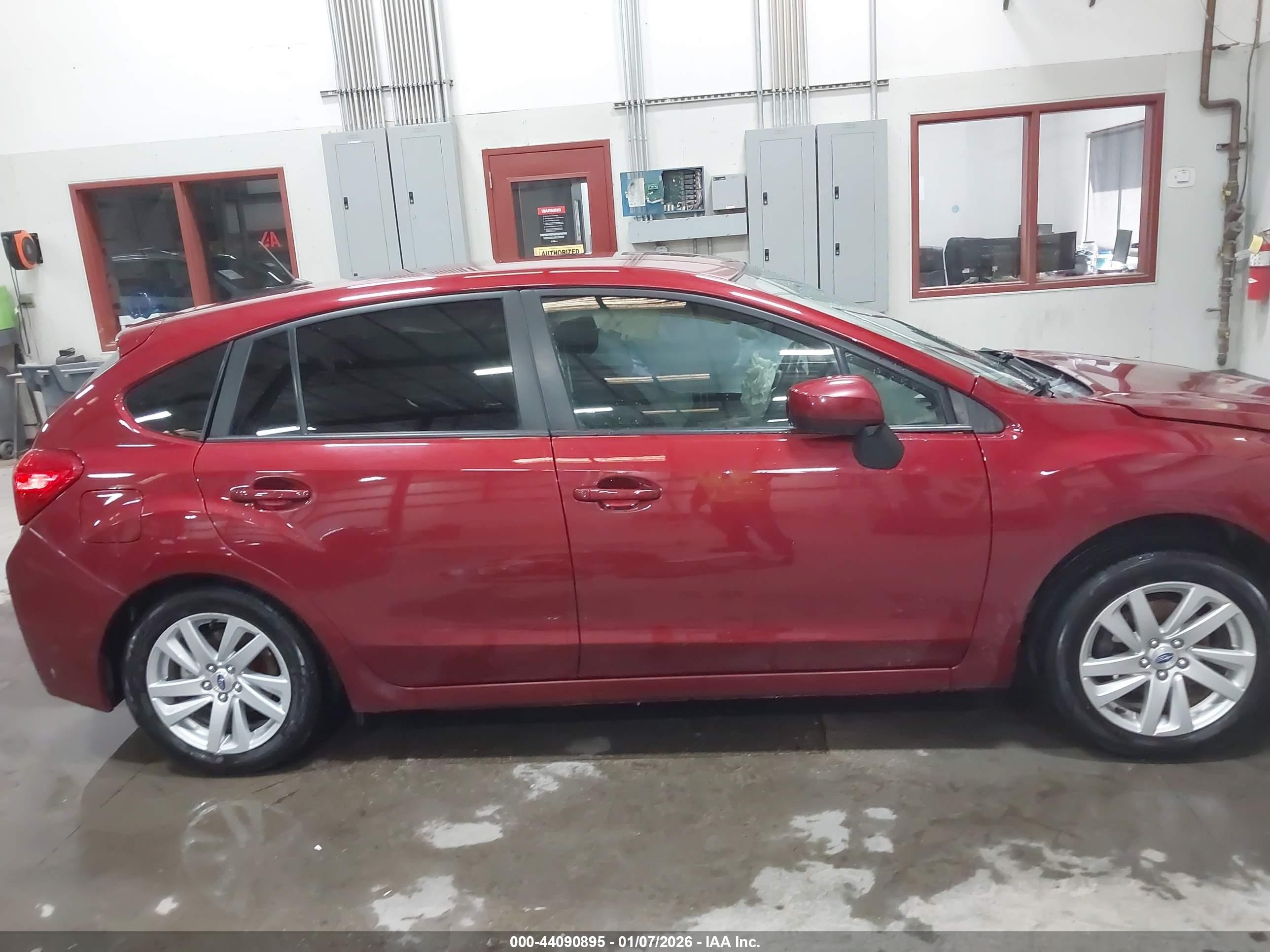 2016 Subaru Impreza 2.0i Premium Red vin: JF1GPAB69G8272257