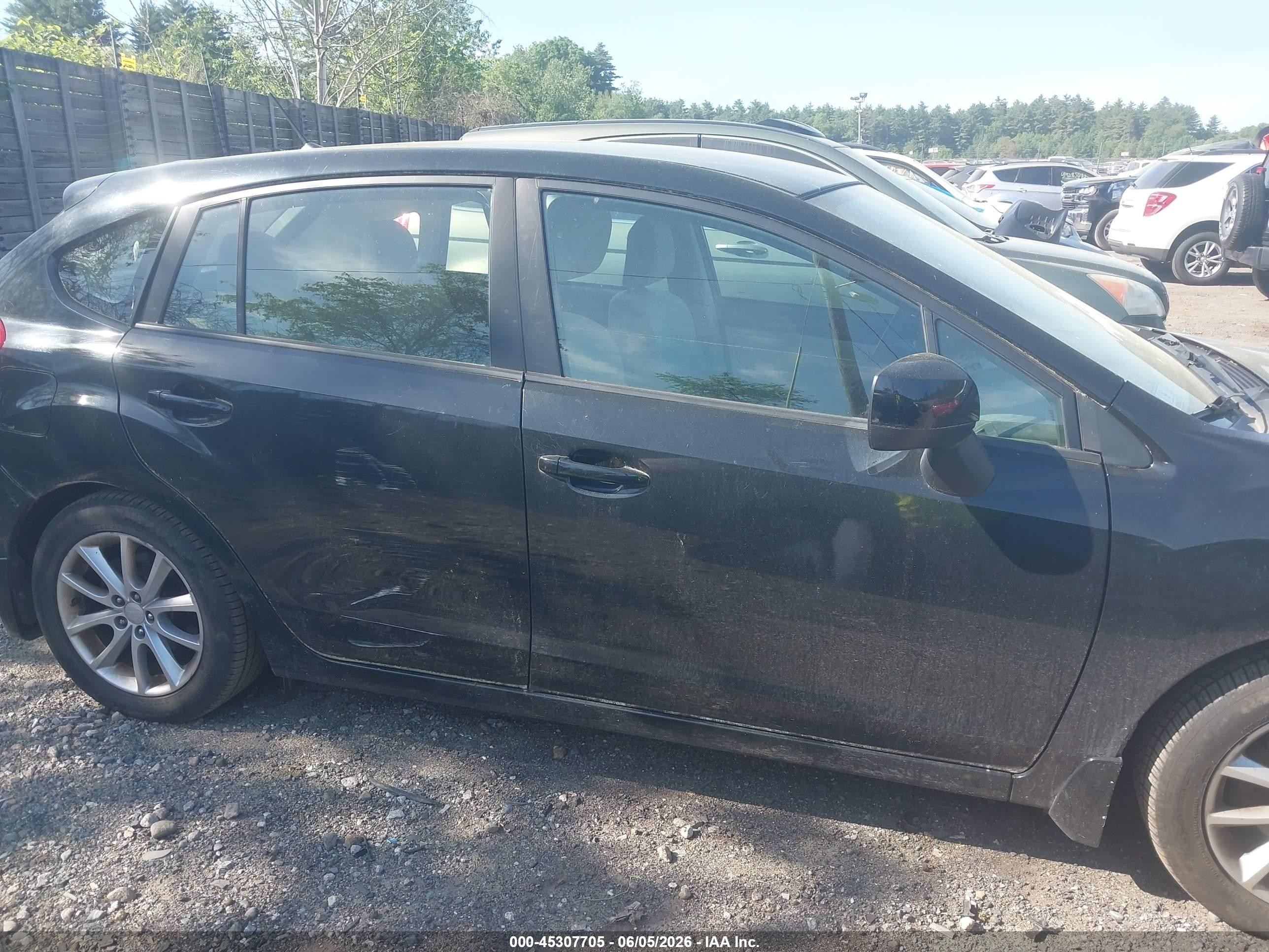 2012 Subaru Impreza 2.0i Premium Black vin: JF1GPAC60CG205495