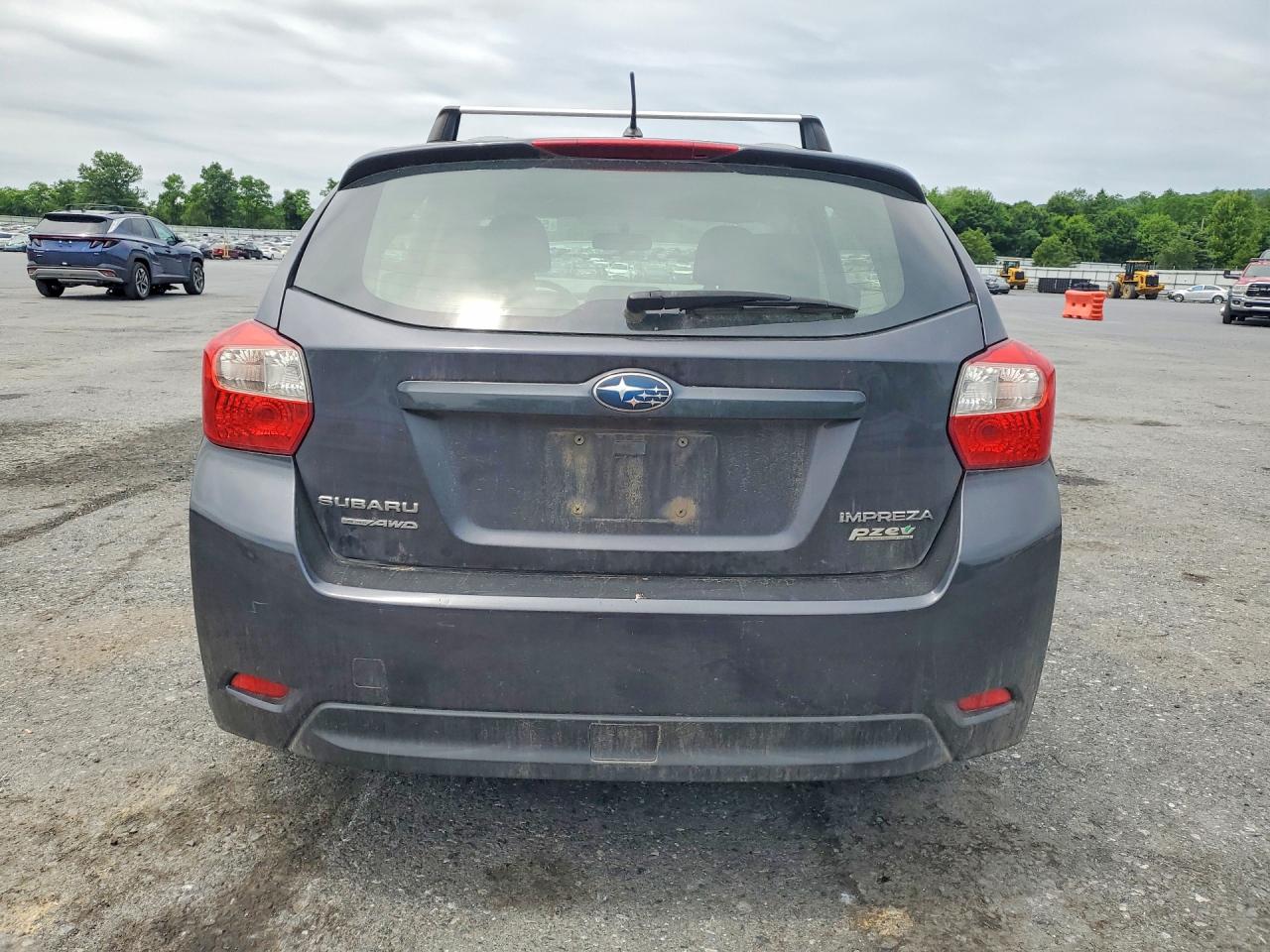 2014 Subaru Impreza Premium Серый vin: JF1GPAC60E8228479
