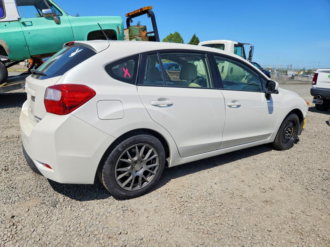 2014 Subaru Impreza Premium Белый vin: JF1GPAC60E8326329