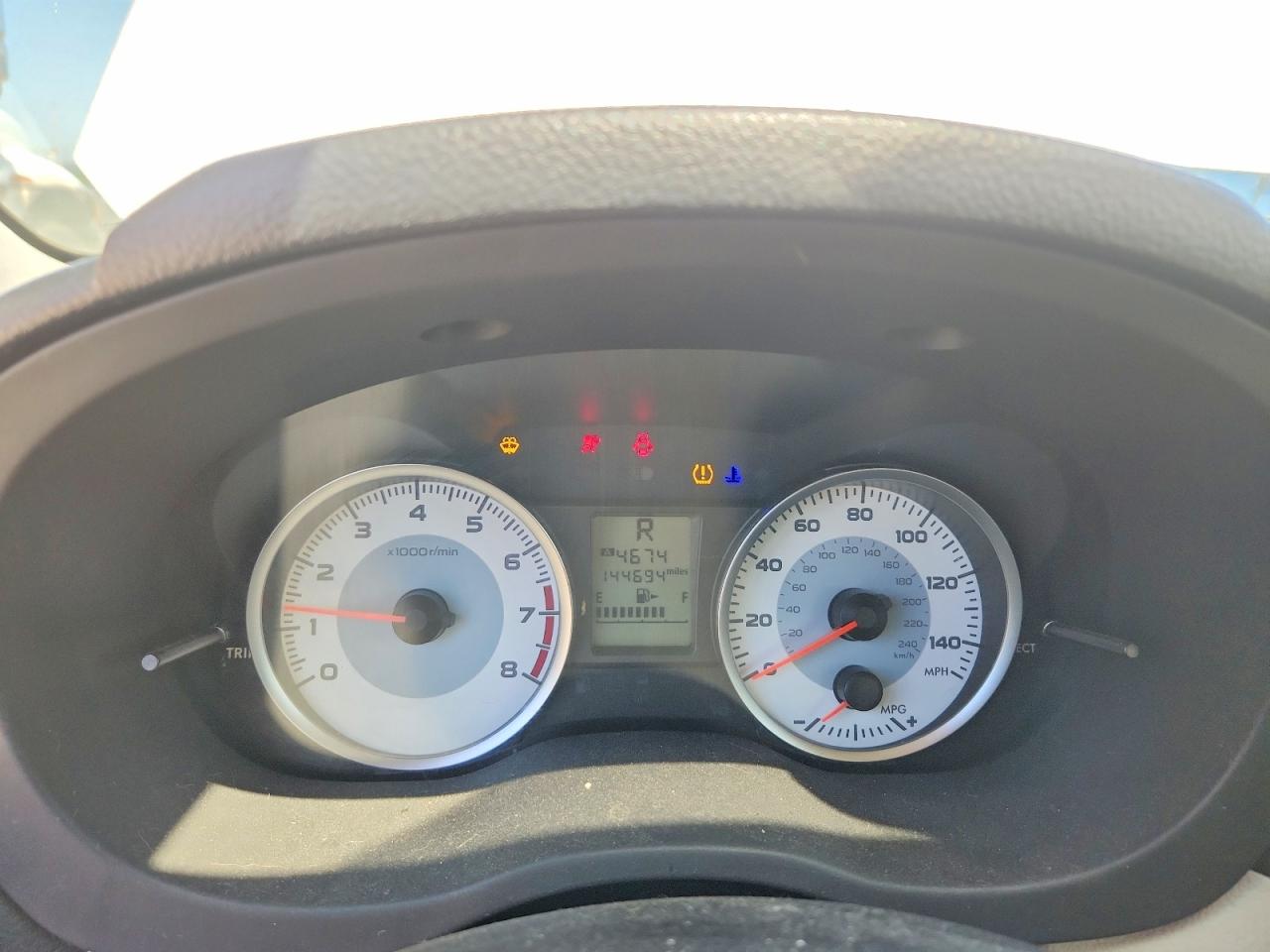 2014 Subaru Impreza Premium Белый vin: JF1GPAC60E8326329