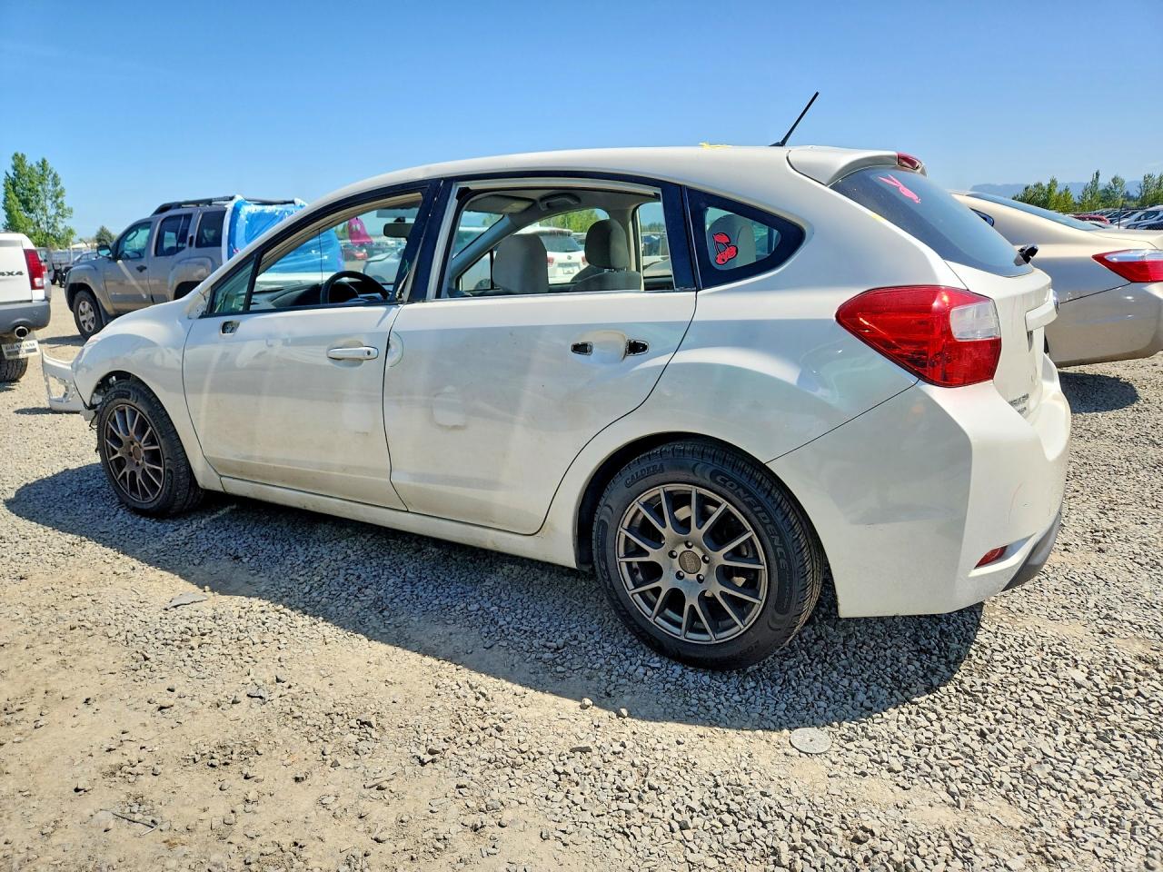 2014 Subaru Impreza Premium Белый vin: JF1GPAC60E8326329