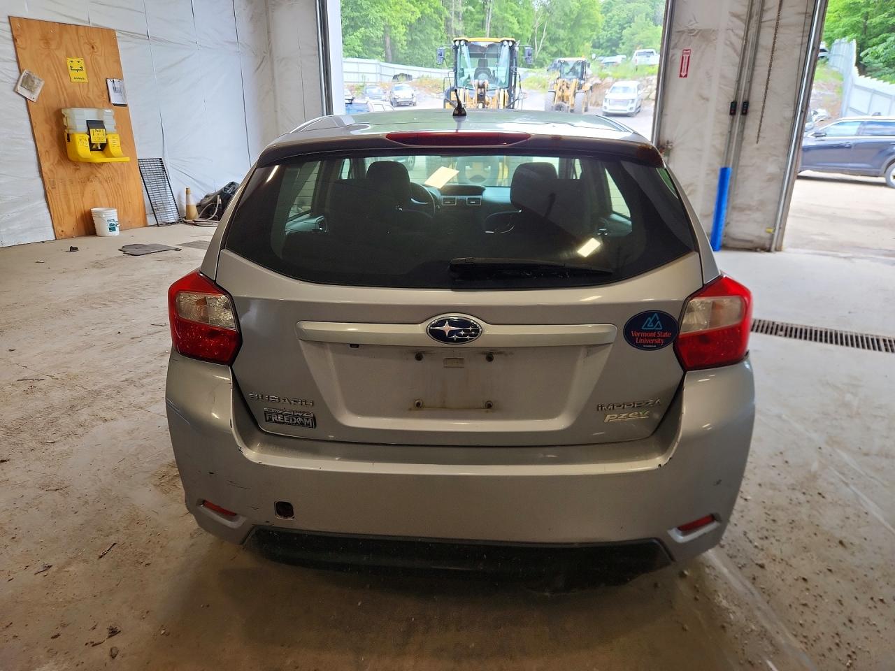 2015 Subaru Impreza Premium Silver vin: JF1GPAC60F8220951