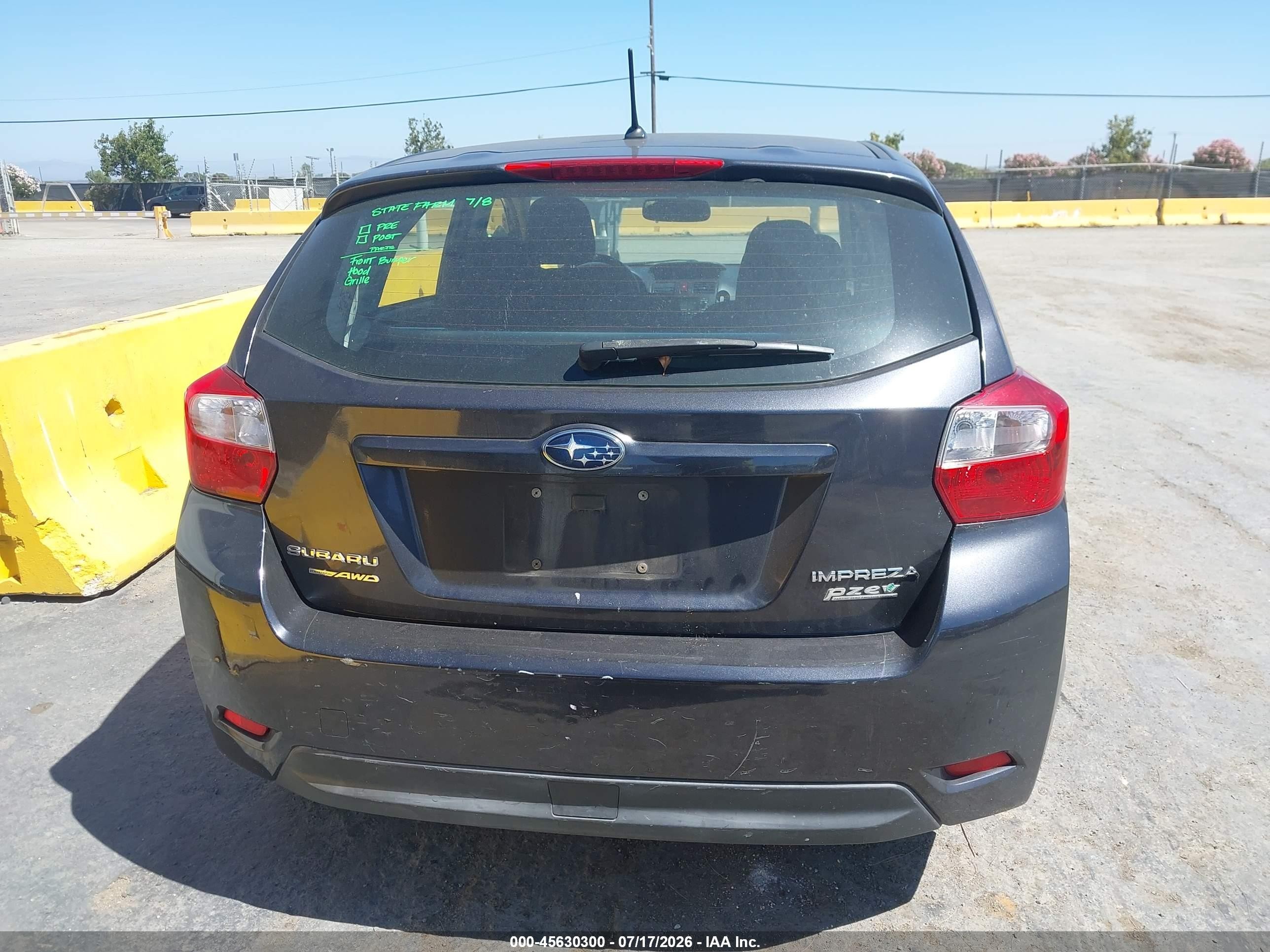 2013 Subaru Impreza 2.0i Premium Gray vin: JF1GPAC62DH835434