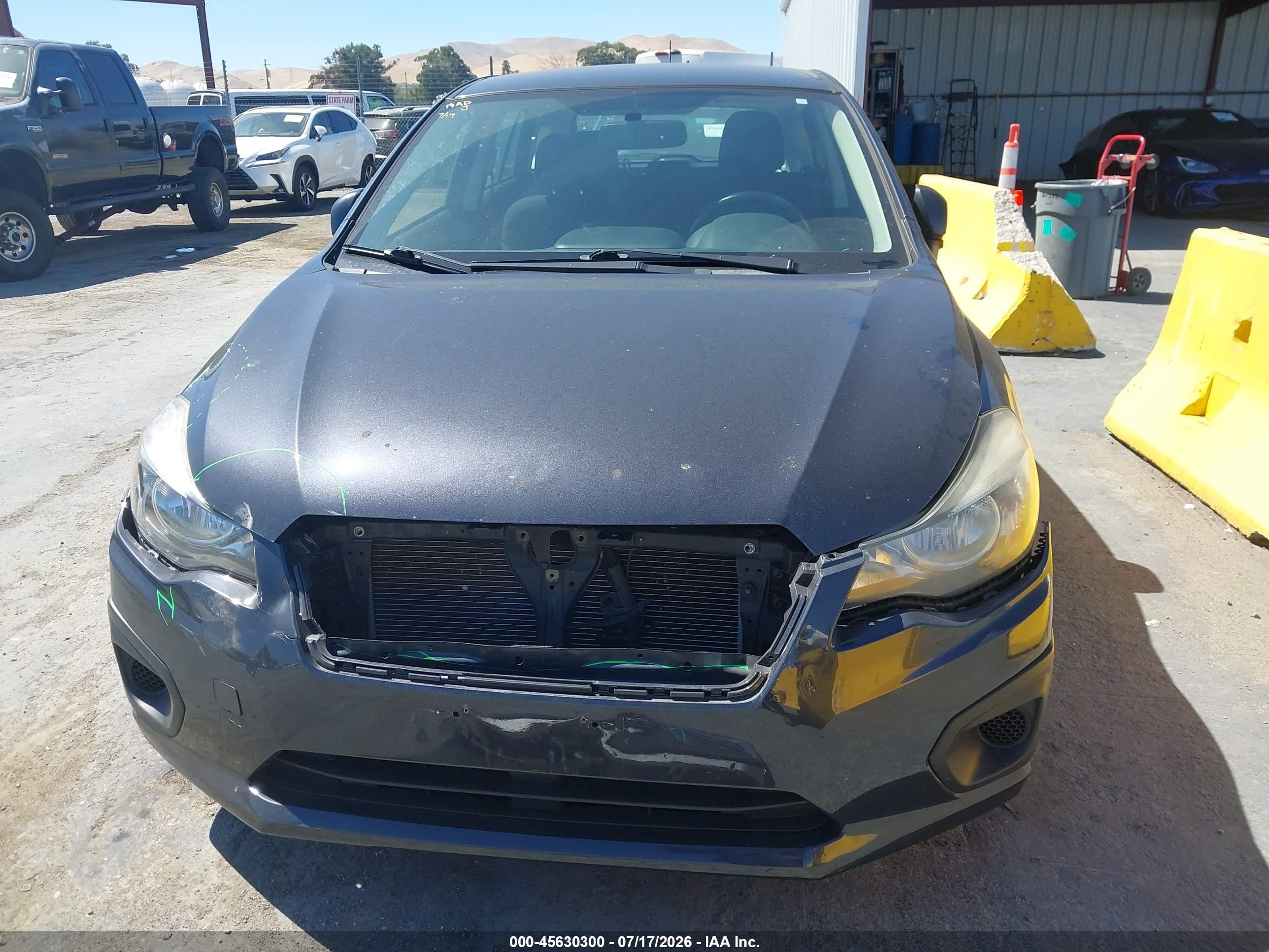 2013 Subaru Impreza 2.0i Premium Gray vin: JF1GPAC62DH835434