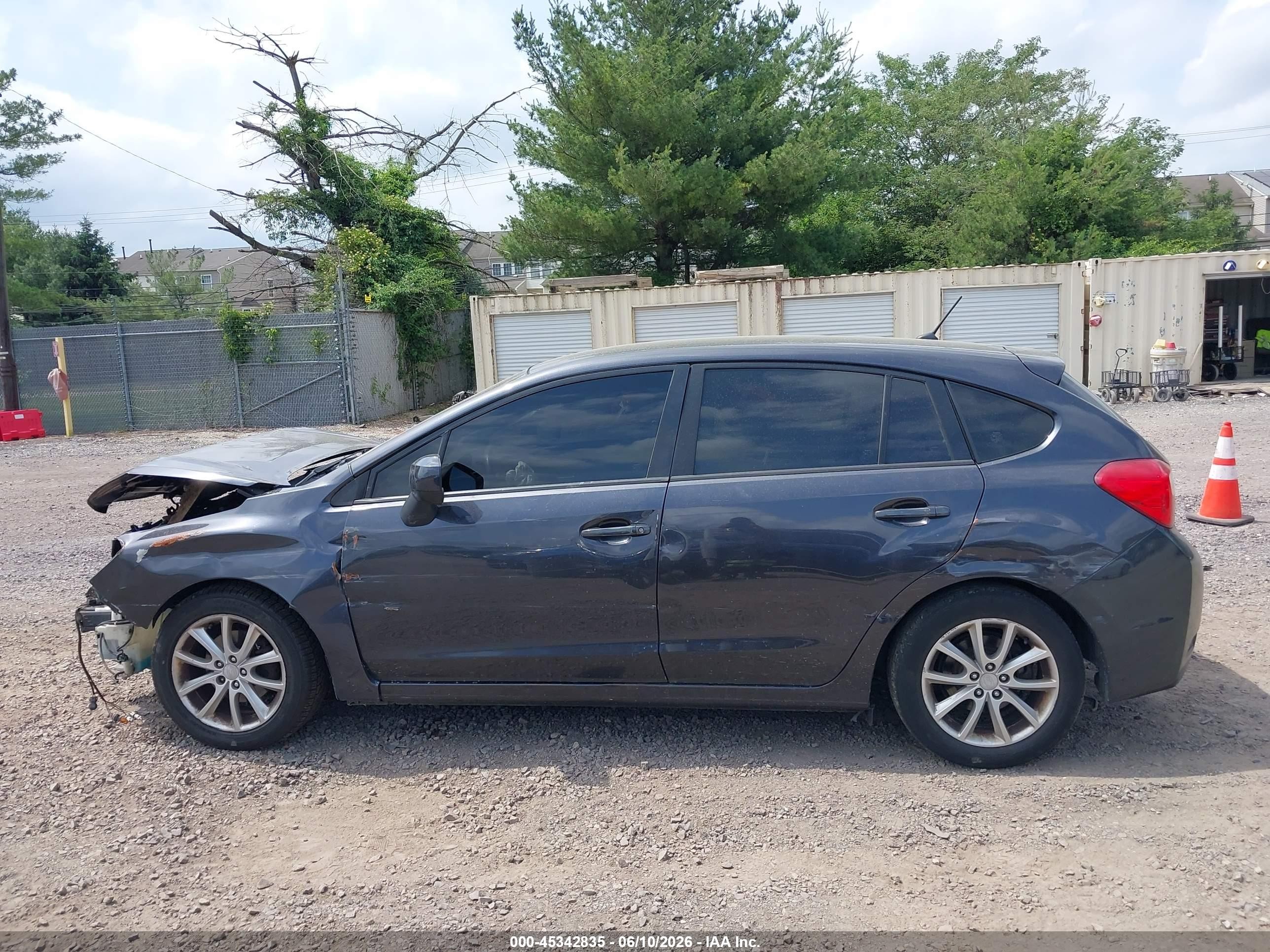 2014 Subaru Impreza 2.0i Premium Dark Blue vin: JF1GPAC62E8223686